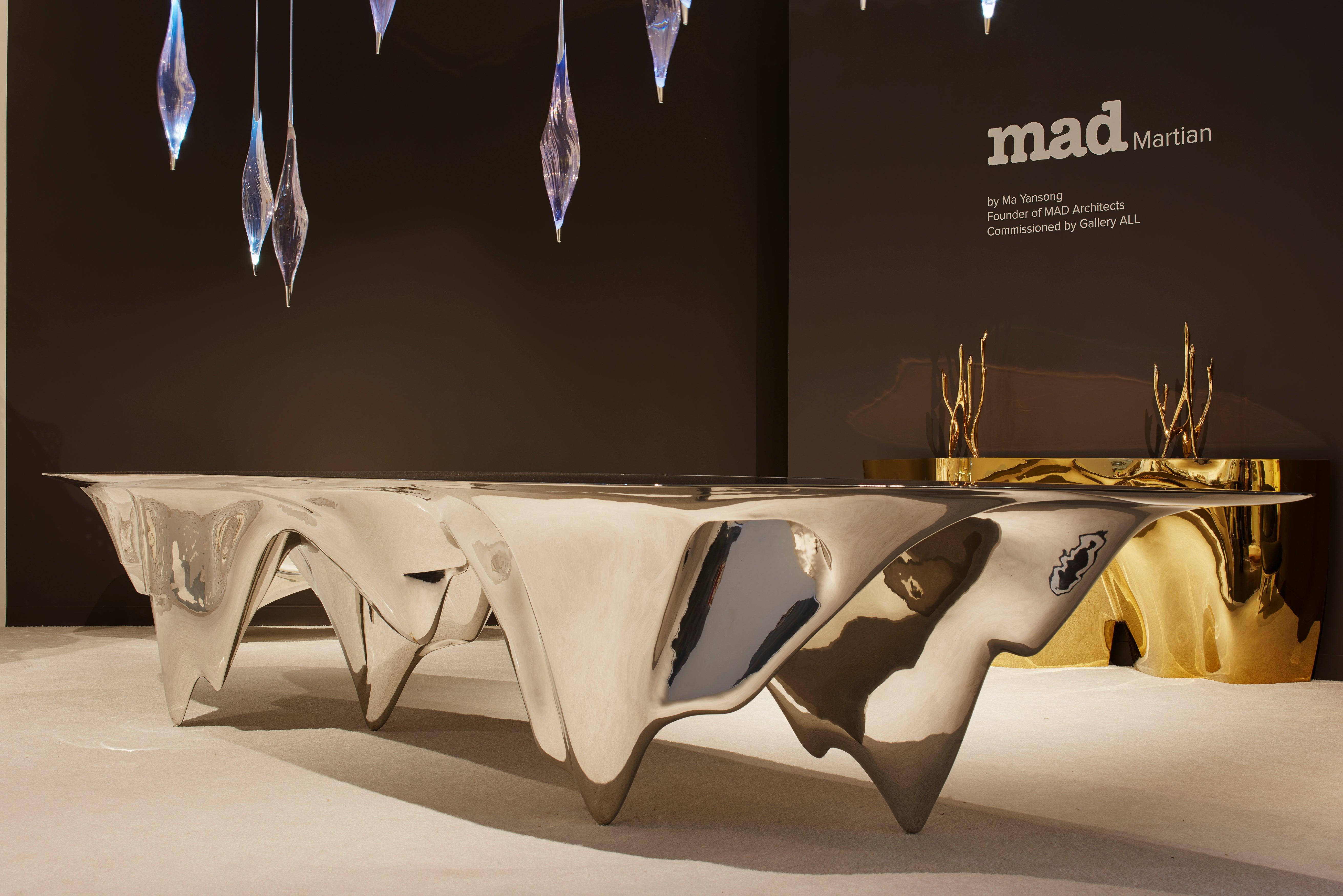 Aluminium Table de salle à manger Martian en acier inoxydable poli MAD Architects en vente