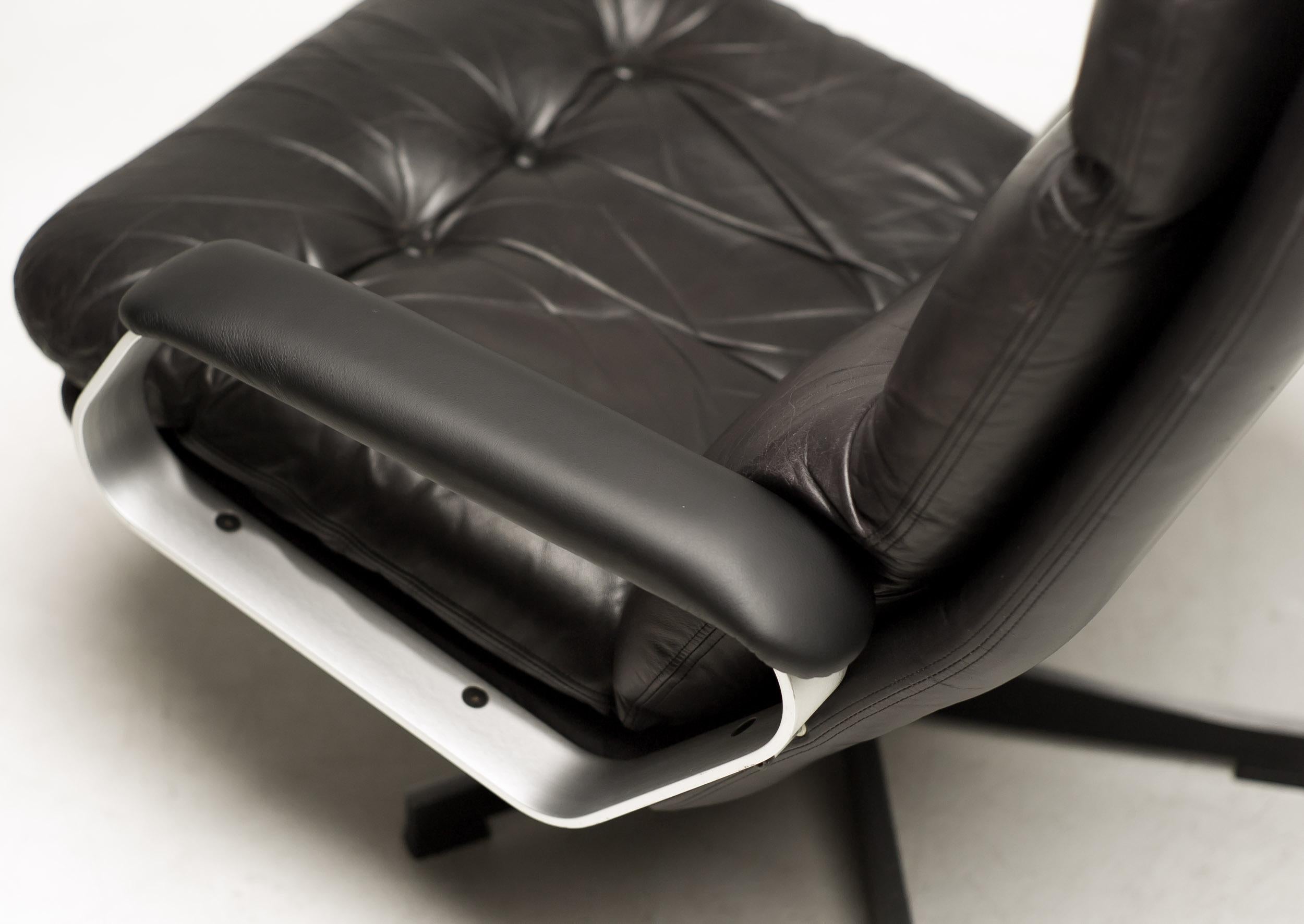 Chaise longue en cuir noir Mad Men en vente 1