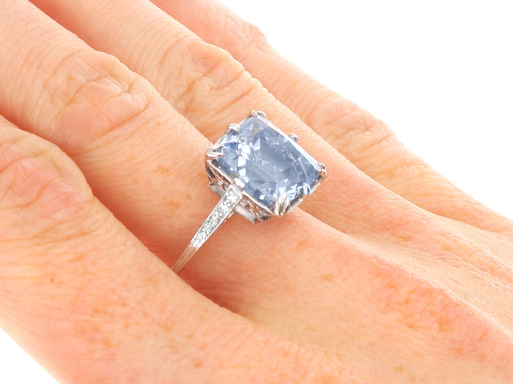 Anello con zaffiro del Madagascar e diamante in platino - Antico in vendita 5