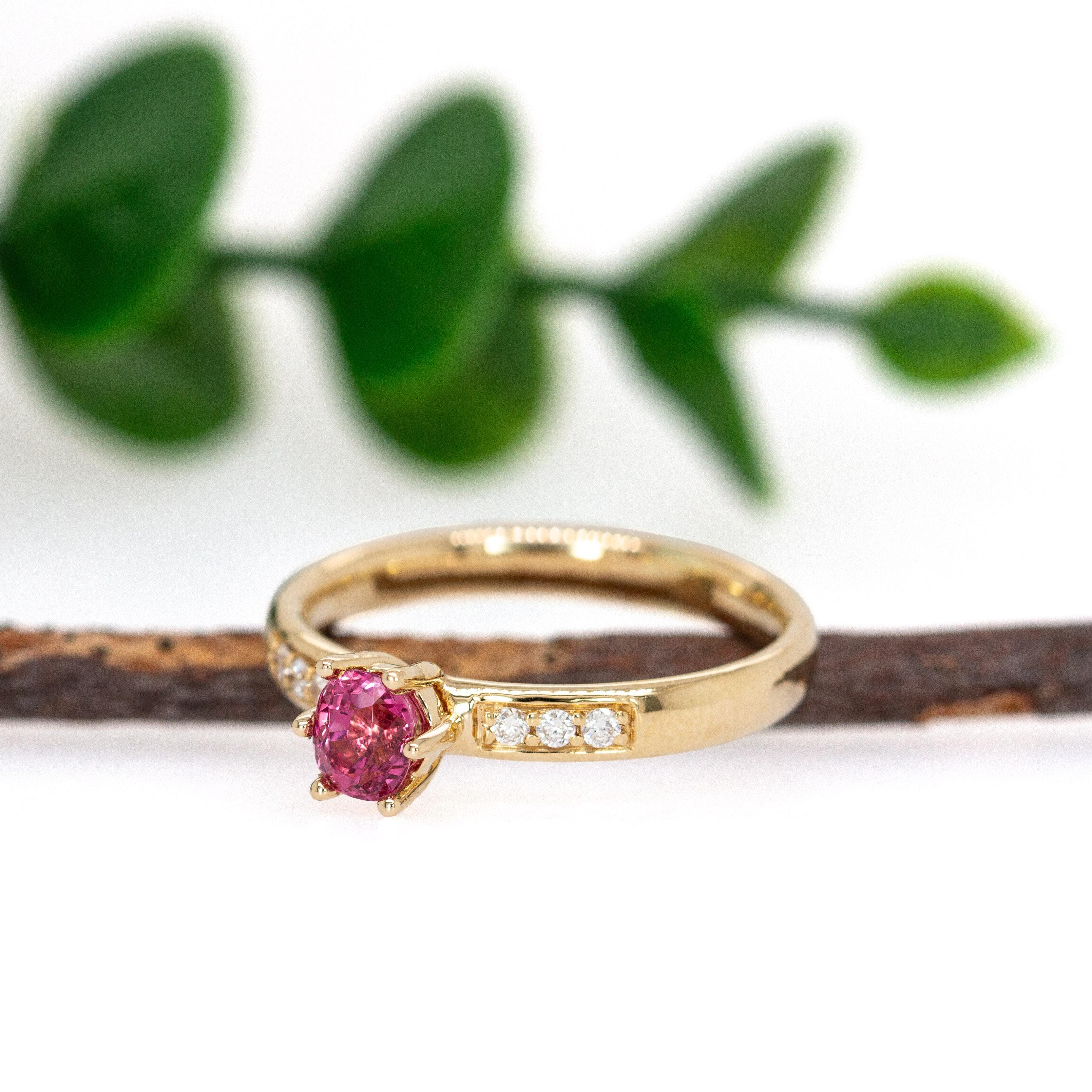 Round Cut Madagascar Pink Spinel Ring with Natural Diamond Accents in 14K Solid Gold For Sale