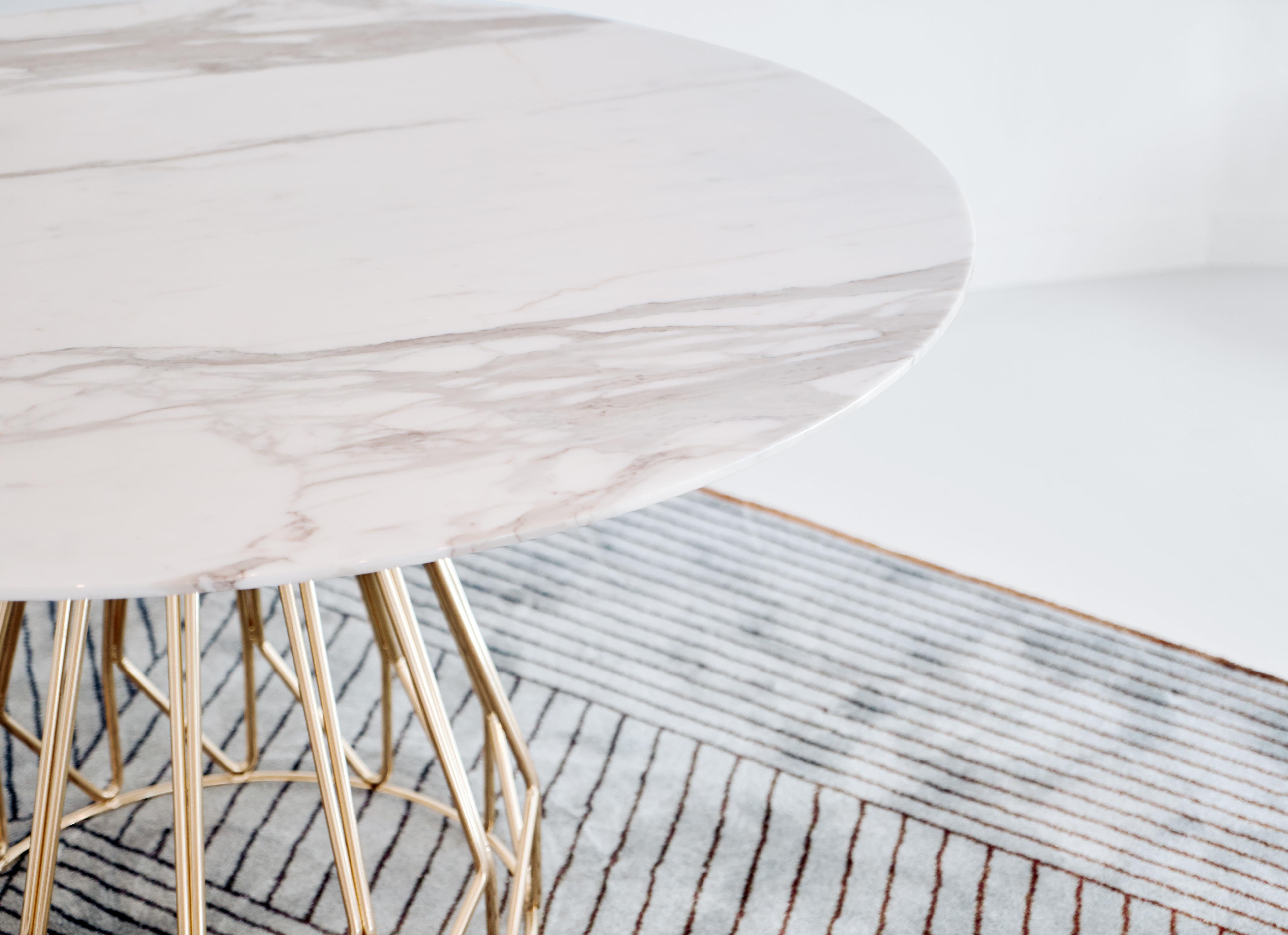 Contemporary Madama White Carrara Marble Table by LapiegaWD