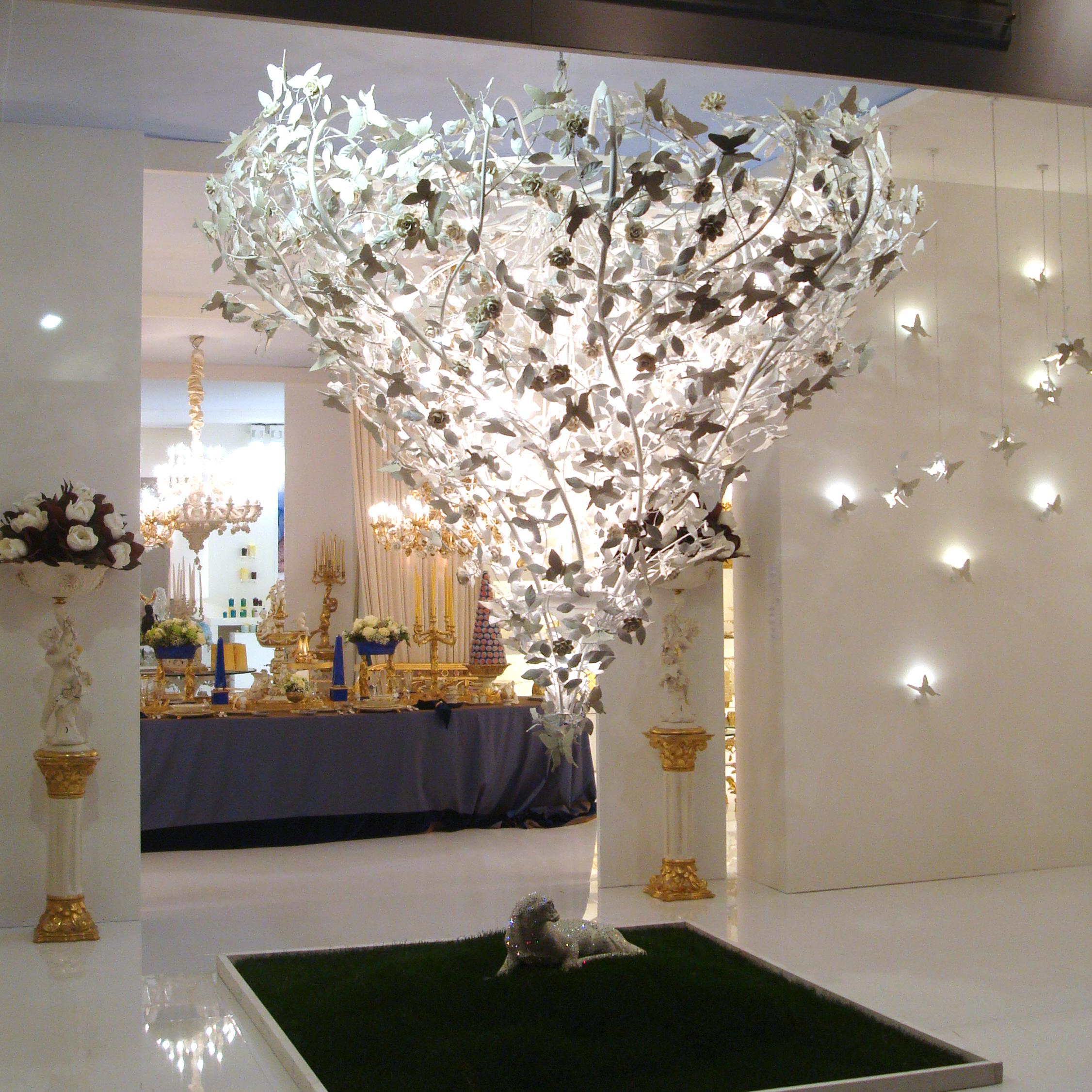 Italiano Lampadario Madame Butterfly 24 luci in vendita