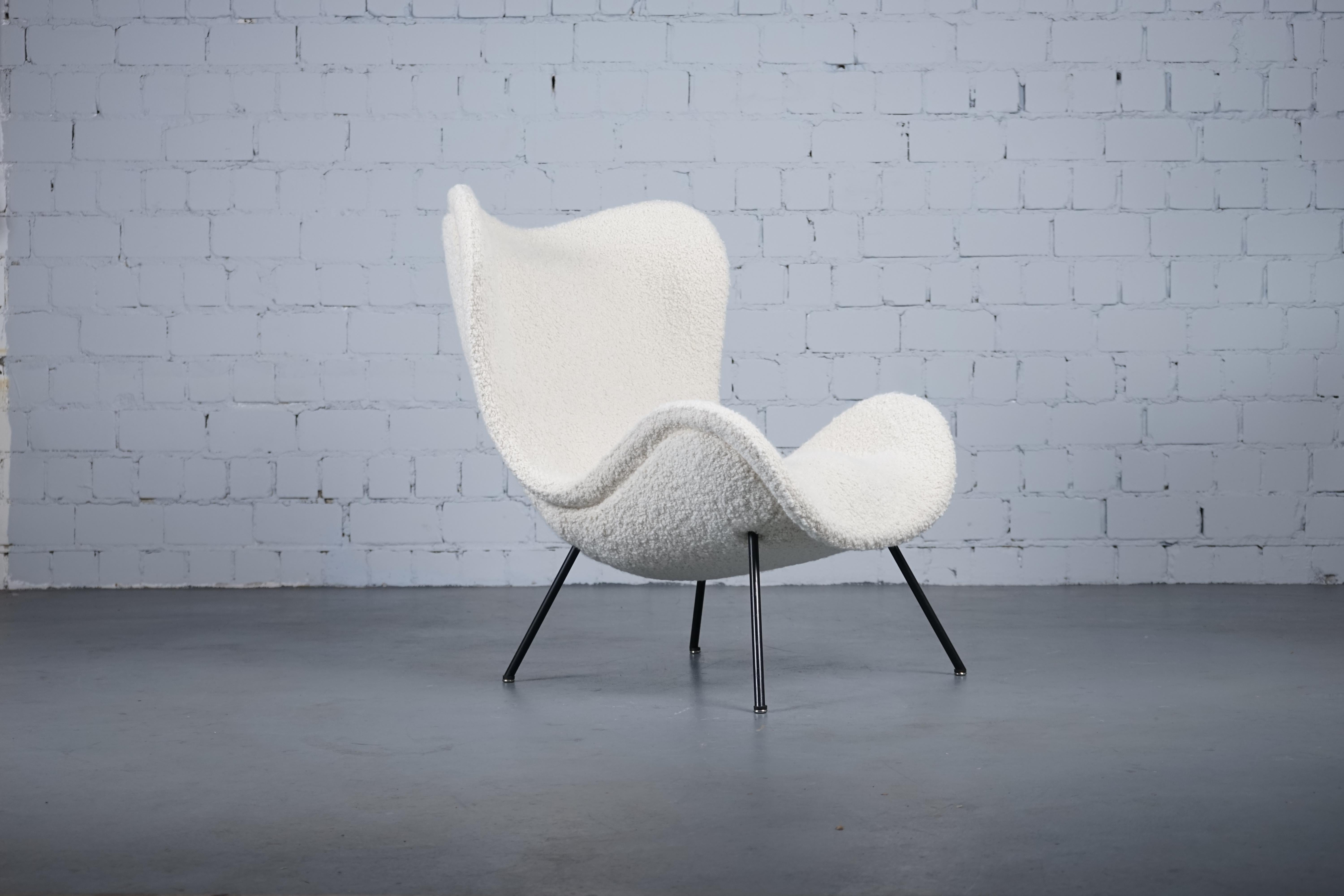 Metal Madame Lounge Chair with Dedar Boucle Fabric by Fritz Neth for Correcta, 1950s For Sale