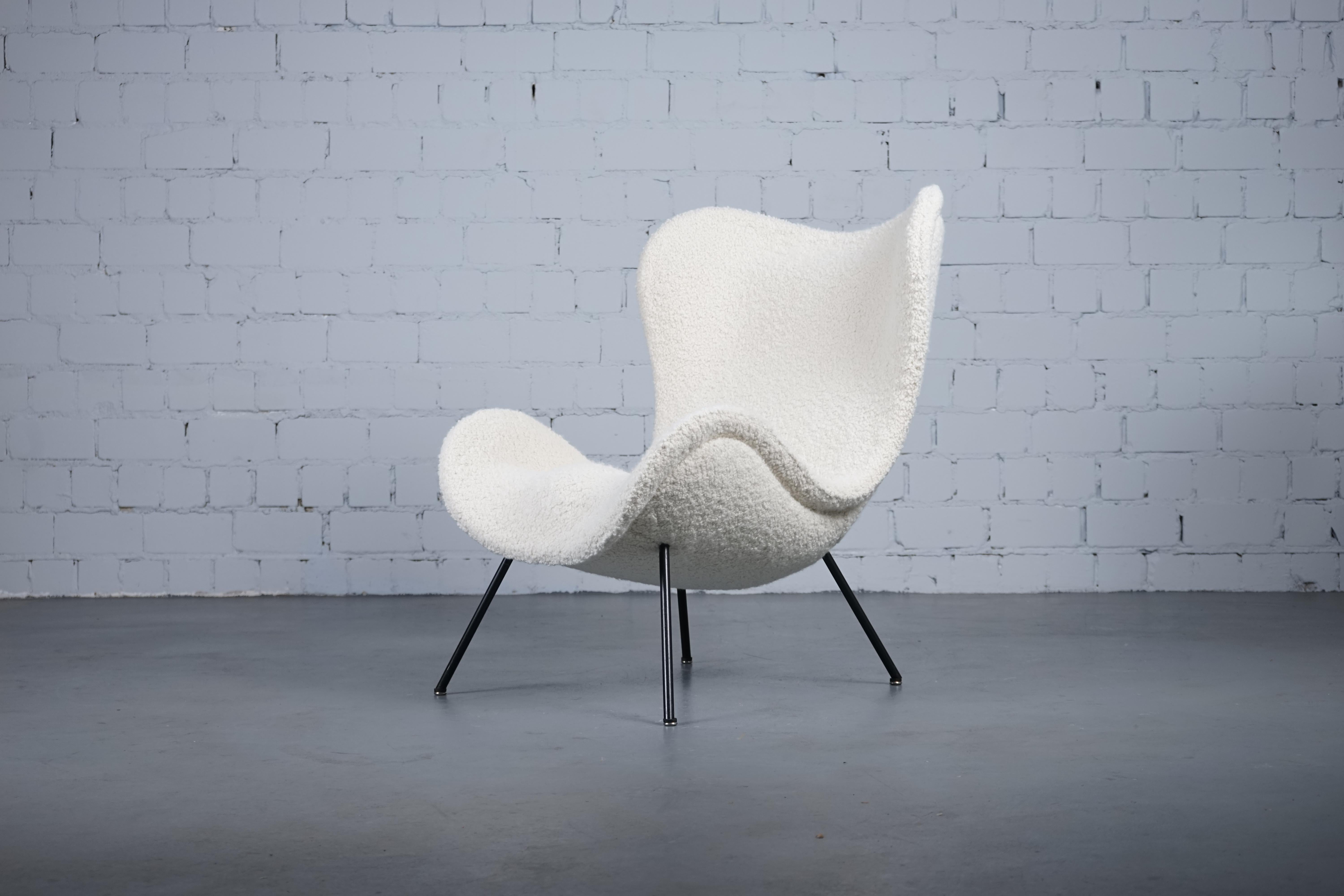 Madame Lounge Chair with Dedar Boucle Fabric by Fritz Neth for Correcta, 1950s For Sale 2