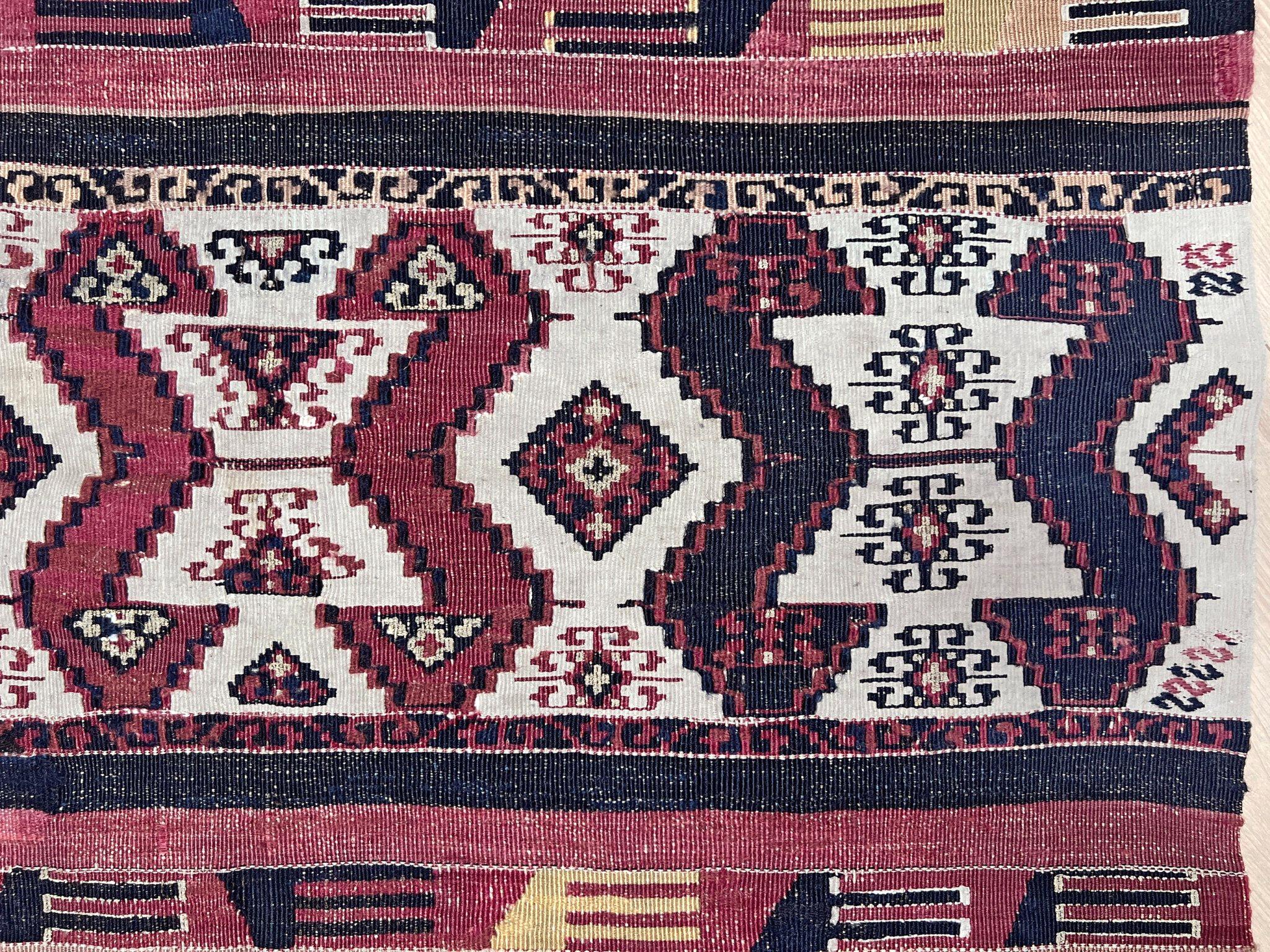 Kilim turco antico rosso polvere - Tappeto a trama piatta / Arte da parete (3'x5') - 1930s in vendita 1