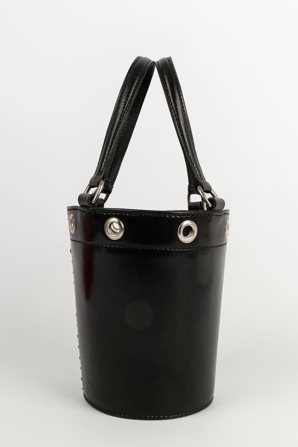 Maddlers Union bucket bag In Good Condition In SAINT-OUEN-SUR-SEINE, FR