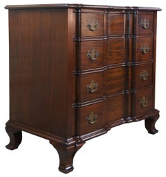 Maddox Colonial Georgian Mahogany Block Front Bachelors Hall Entry Dresser Chest