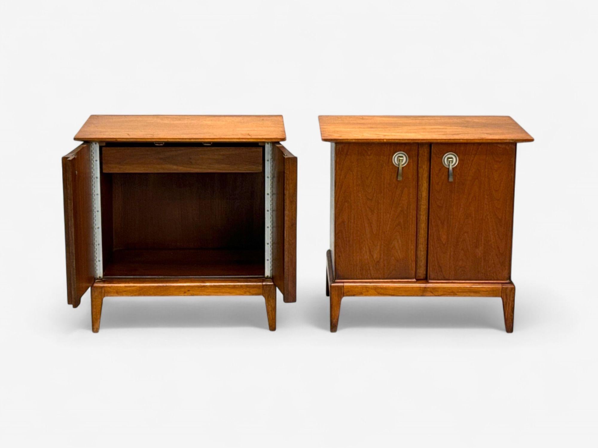 Maddox, Mid-Century Modern, Walnut, Stainless Steel, Nightstands, USA, 1960s For Sale 1