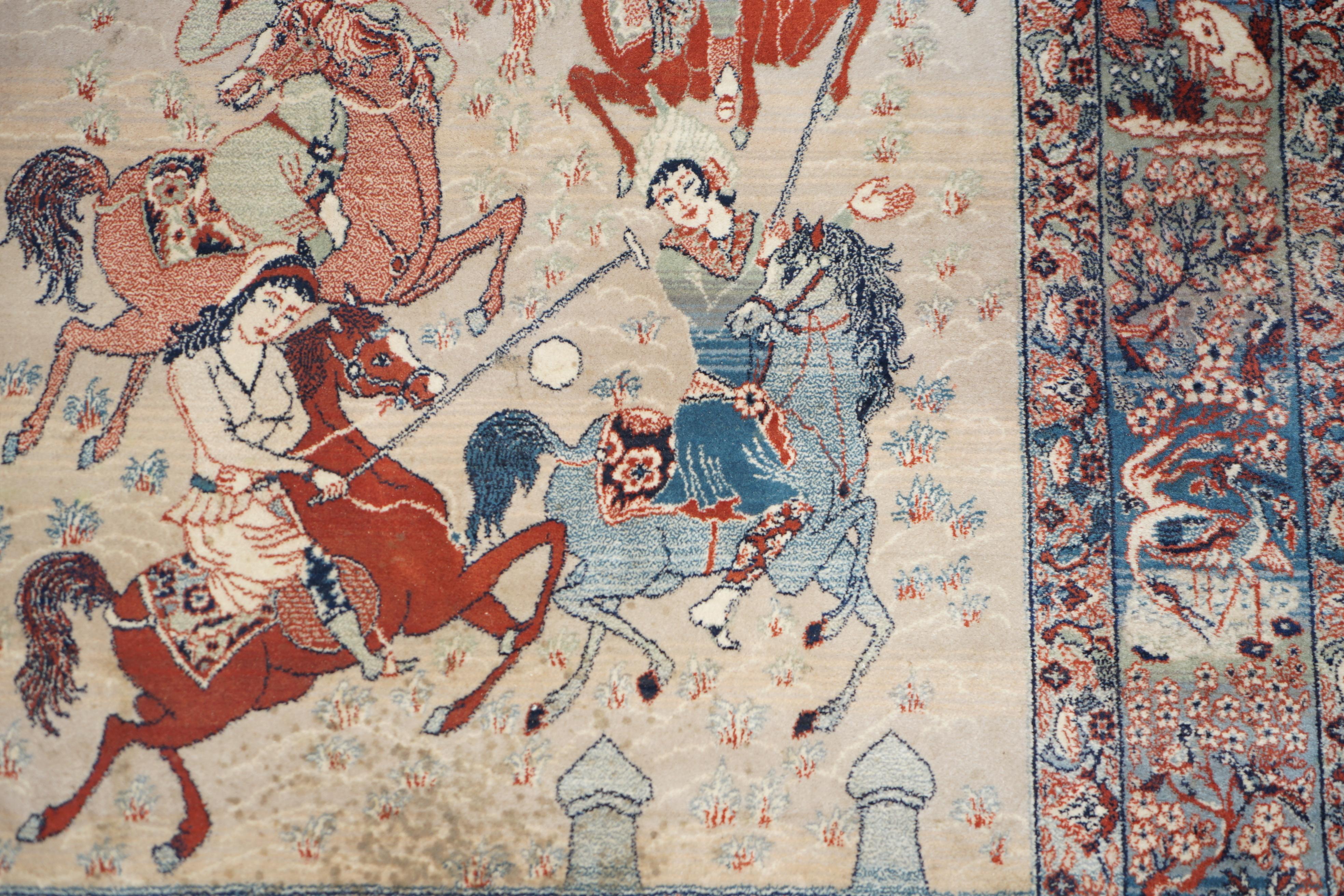 GEFERTIGT IN BELGIEN LOUIS DE POORTERE MUSKABAD TEPPICH INDIANISCHE POLO-SPIEL-SZENE (Handgefertigt) im Angebot