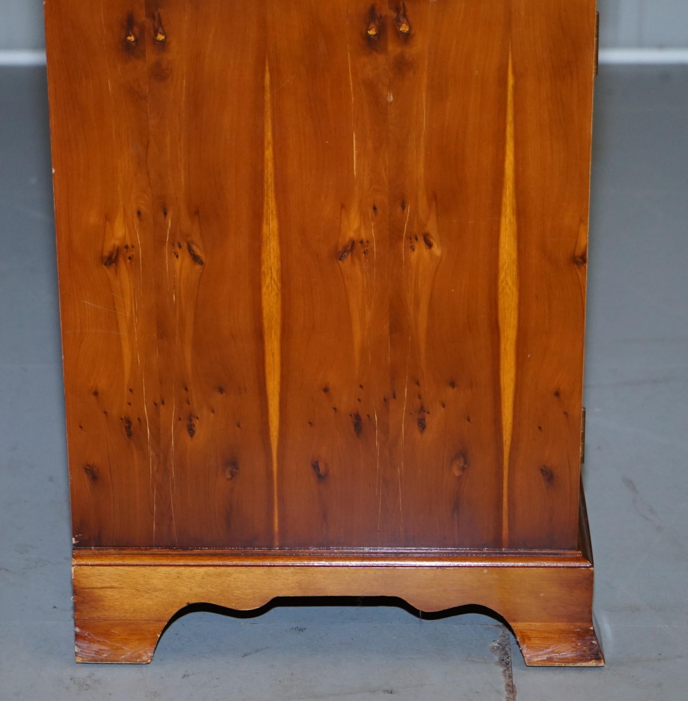 Made in England Bradley Furniture Burr Yew Wood Triple Drawer Sideboard Cupboard 3