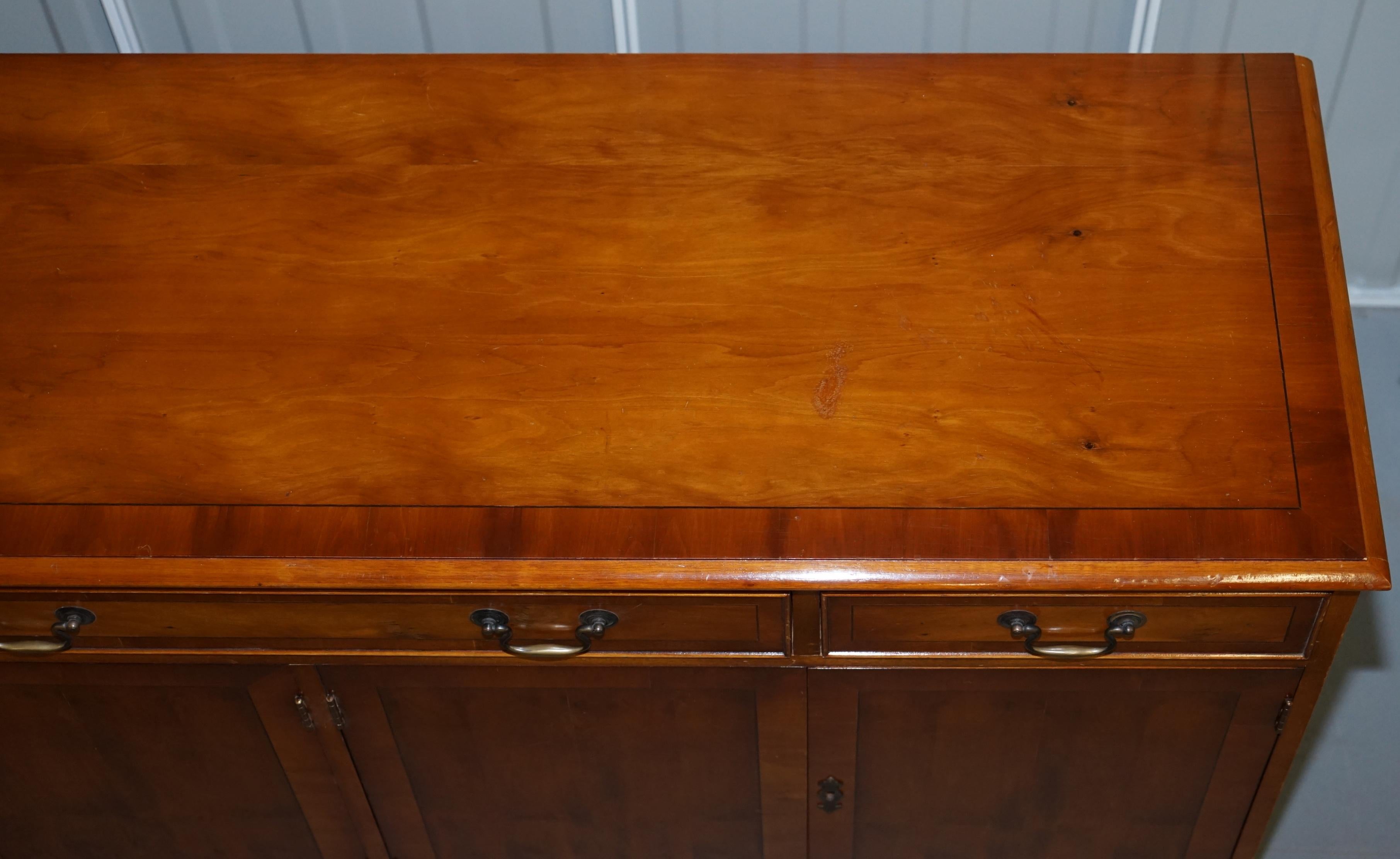 20th Century Made in England Bradley Furniture Burr Yew Wood Triple Drawer Sideboard Cupboard
