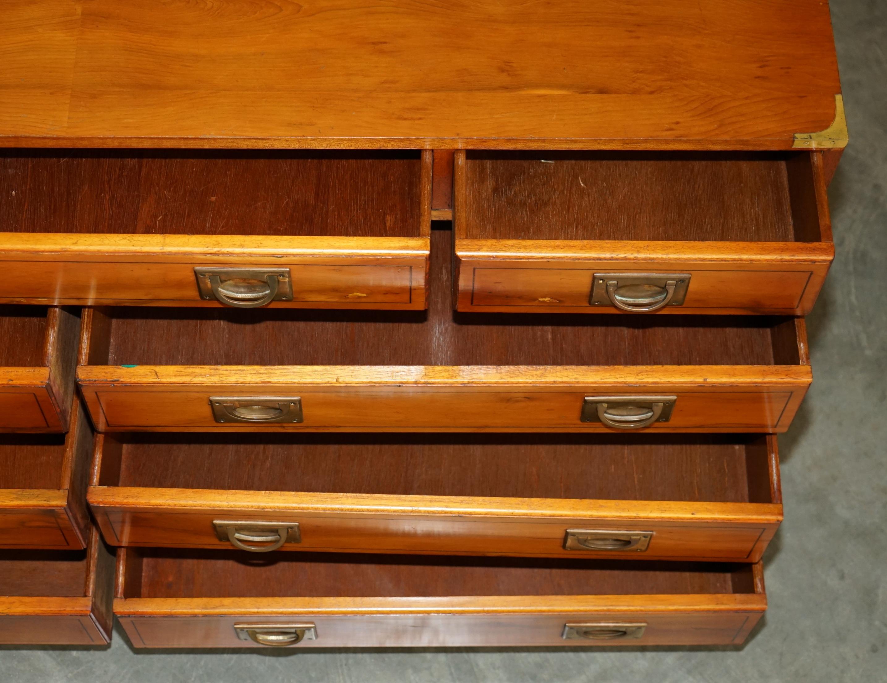 MADE IN ENGLAND ViNTAGE BURR YEW MILITARY CAMPAIGN TABLETTE DE TACHES en vente 9