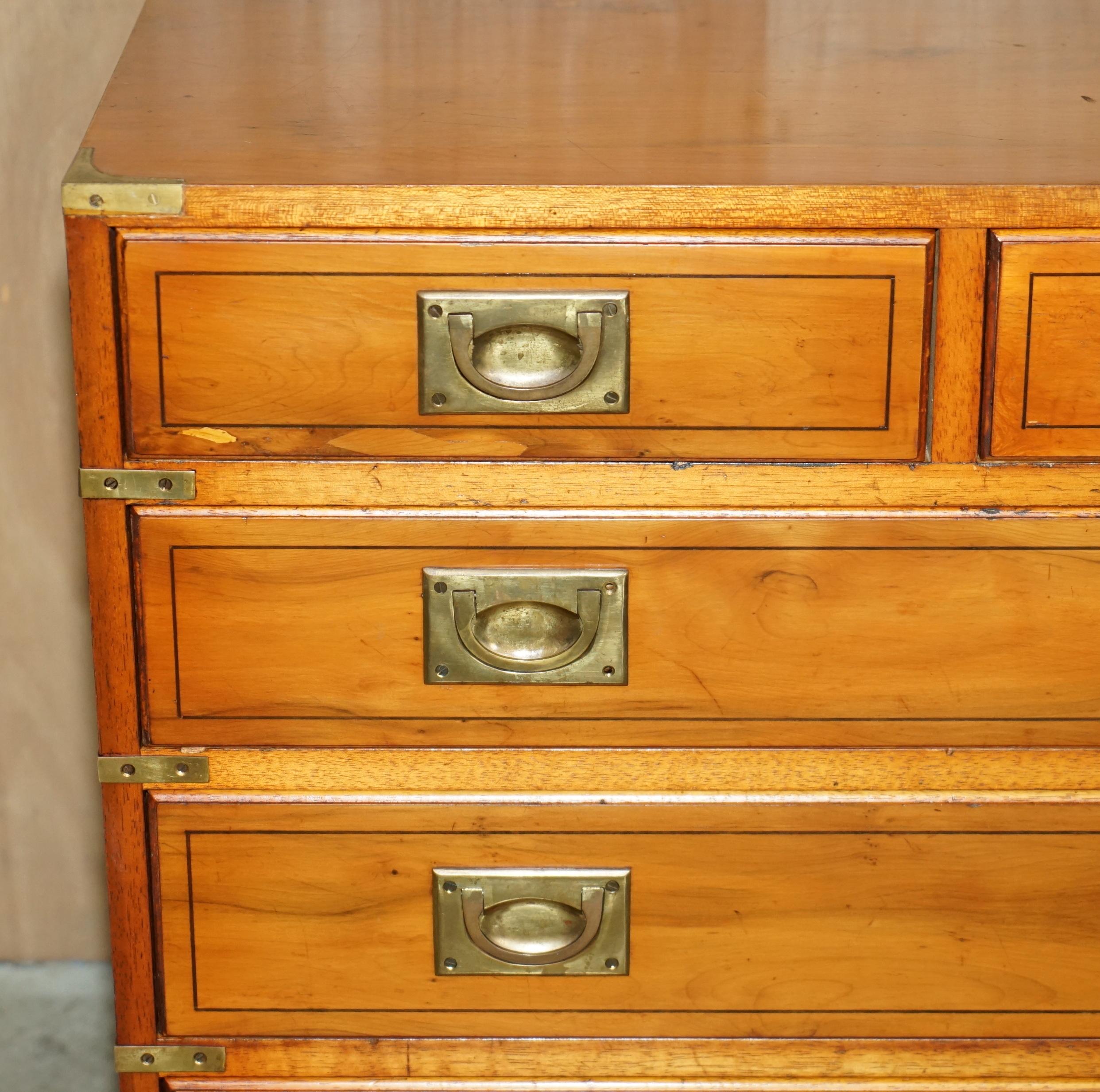 MADE IN ENGLAND ViNTAGE BURR YEW MILITARY CAMPAIGN TABLETTE DE TACHES en vente 1
