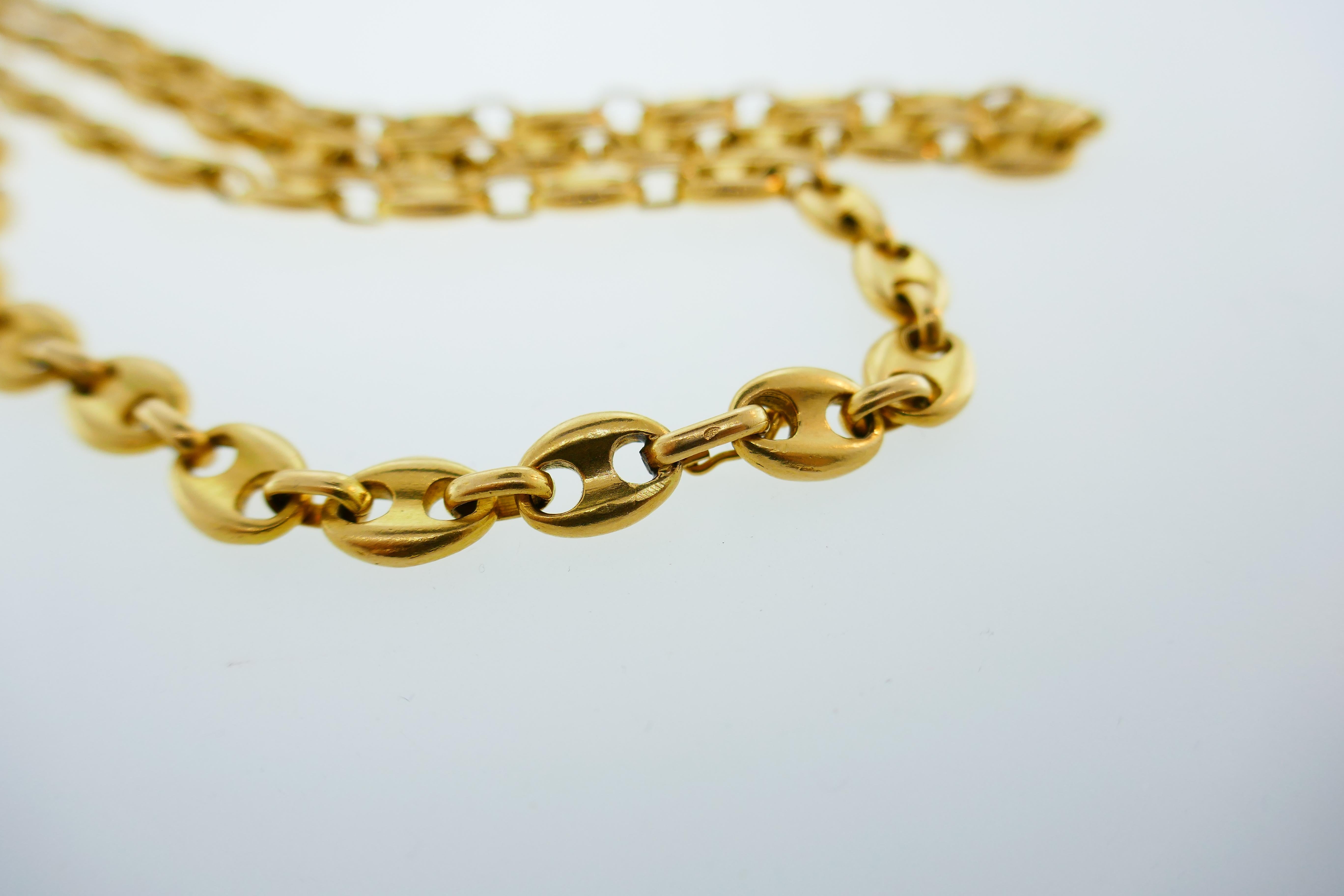 Women's or Men's Made in France 18 Karat Yellow Gold Mariner Chain Necklace Vintage, circa 1970s