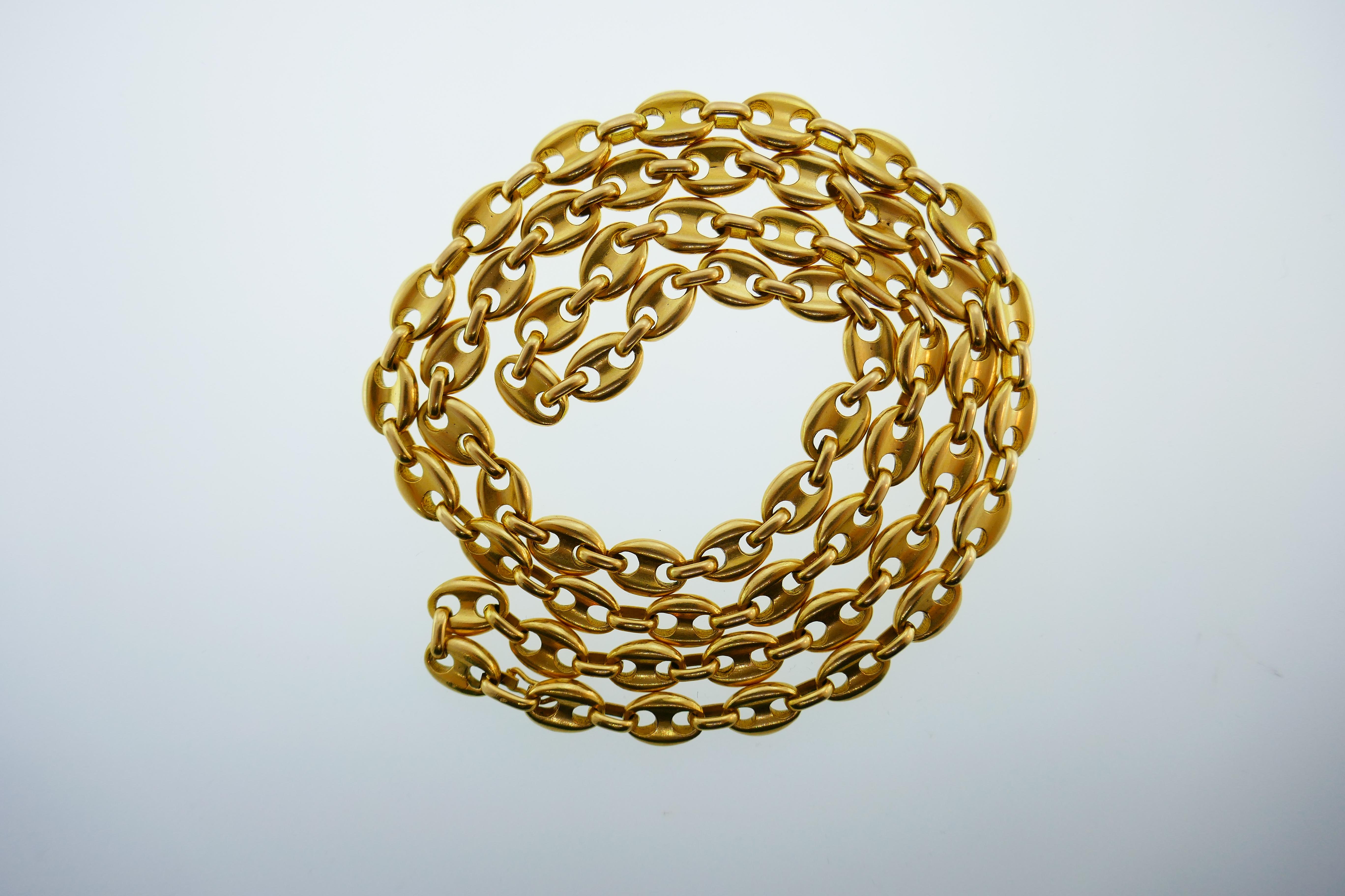 Made in France 18 Karat Yellow Gold Mariner Chain Necklace Vintage, circa 1970s 2