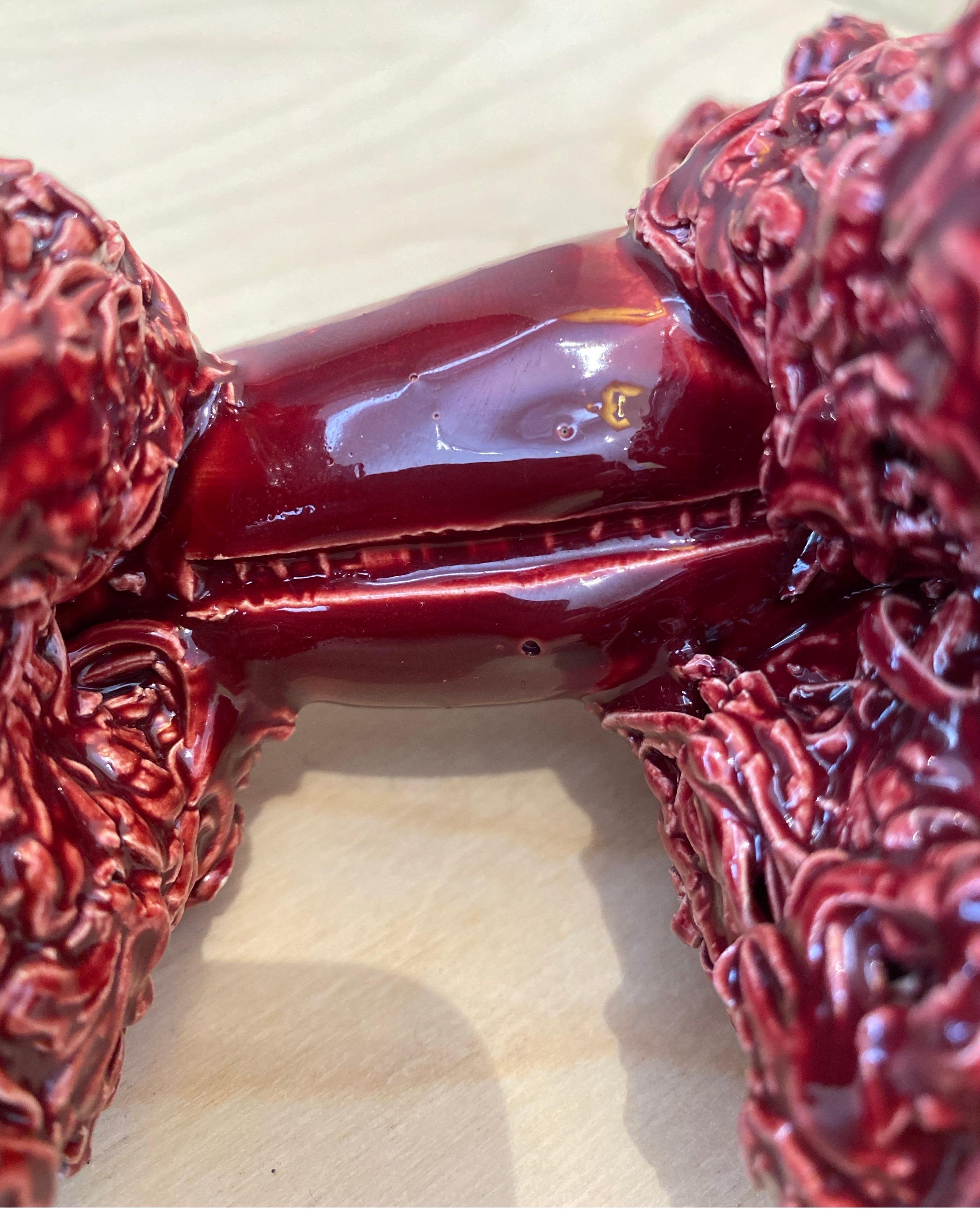 Made in France Spaghetti Poodle Maroon con collare giallo 1950s 1960s in vendita 4