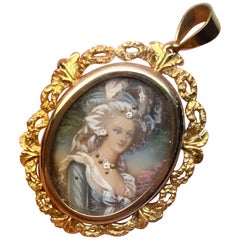 Made in Italy Large pendant hand painted 14Kt gold, year unknown