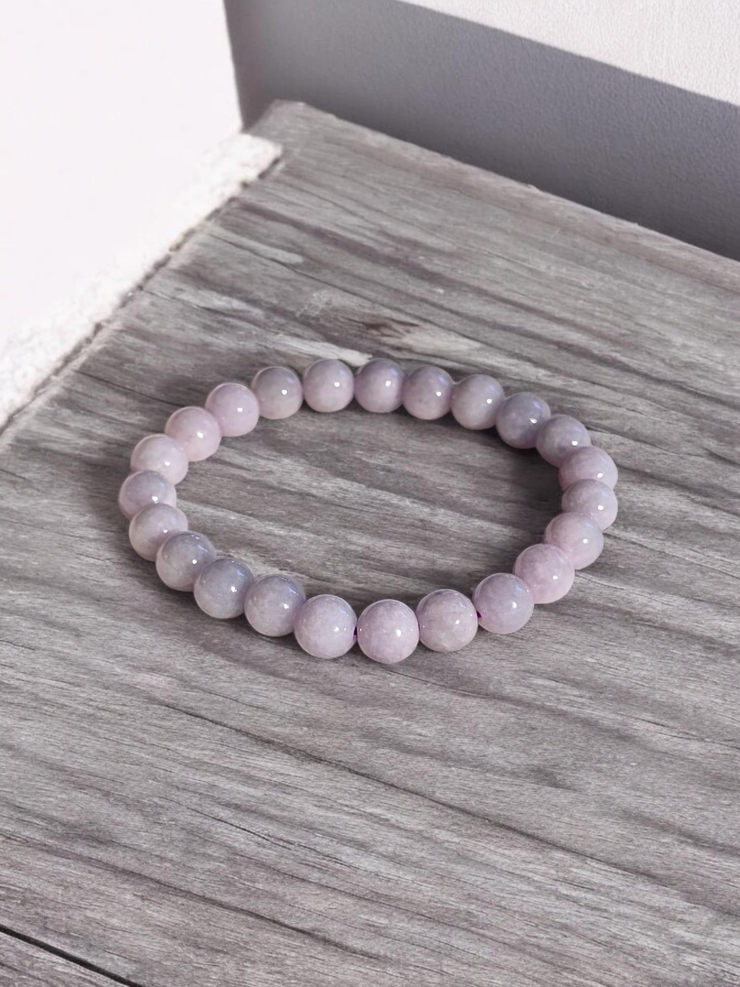 Ball Cut MADE IN JAPAN 8mm Beads Lavender Purple Burmese A-Jade Beaded Bracelet For Sale