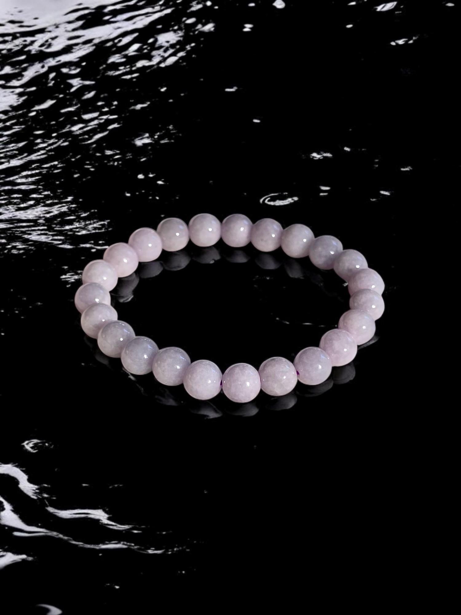 Women's or Men's MADE IN JAPAN 8mm Beads Lavender Purple Burmese A-Jade Beaded Bracelet For Sale