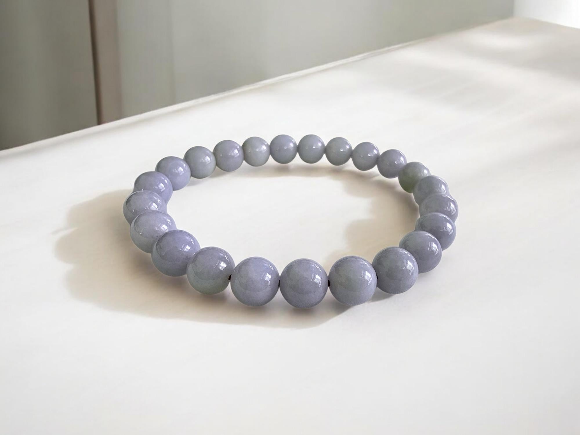 Women's or Men's MADE IN JAPAN 8mm Beads Lavender Purple Burmese A-Jade Beaded Bracelet For Sale