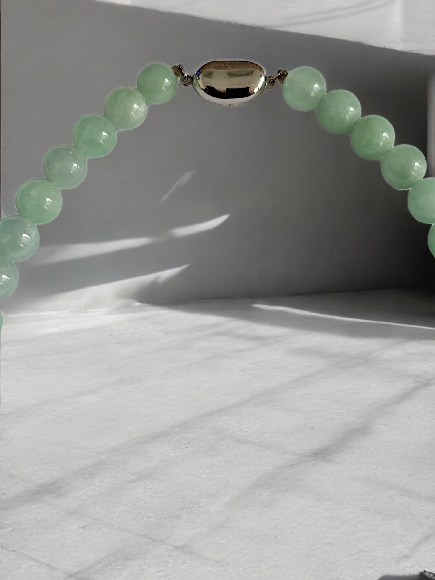Women's or Men's MADE IN JAPAN Burmese A-Jade Beaded Necklace 8.50-10mm Each x 57 beads Silver925 For Sale