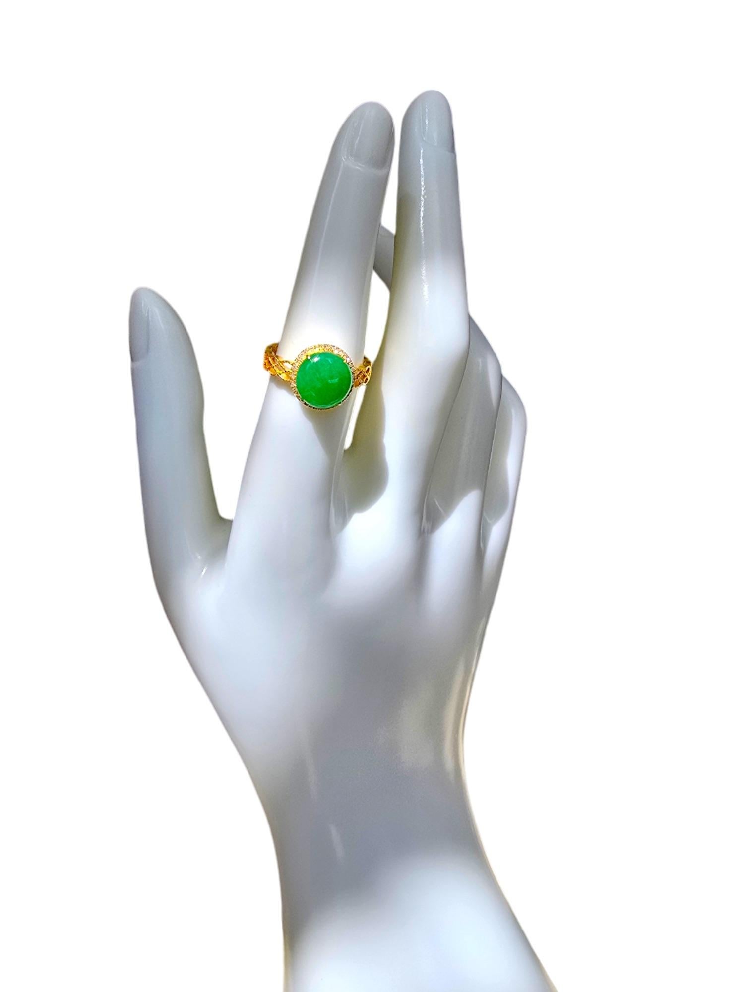 Round Cut MADE IN JAPAN Certified Burmese A-Jade, Natural White Diamonds and 18K Gold For Sale