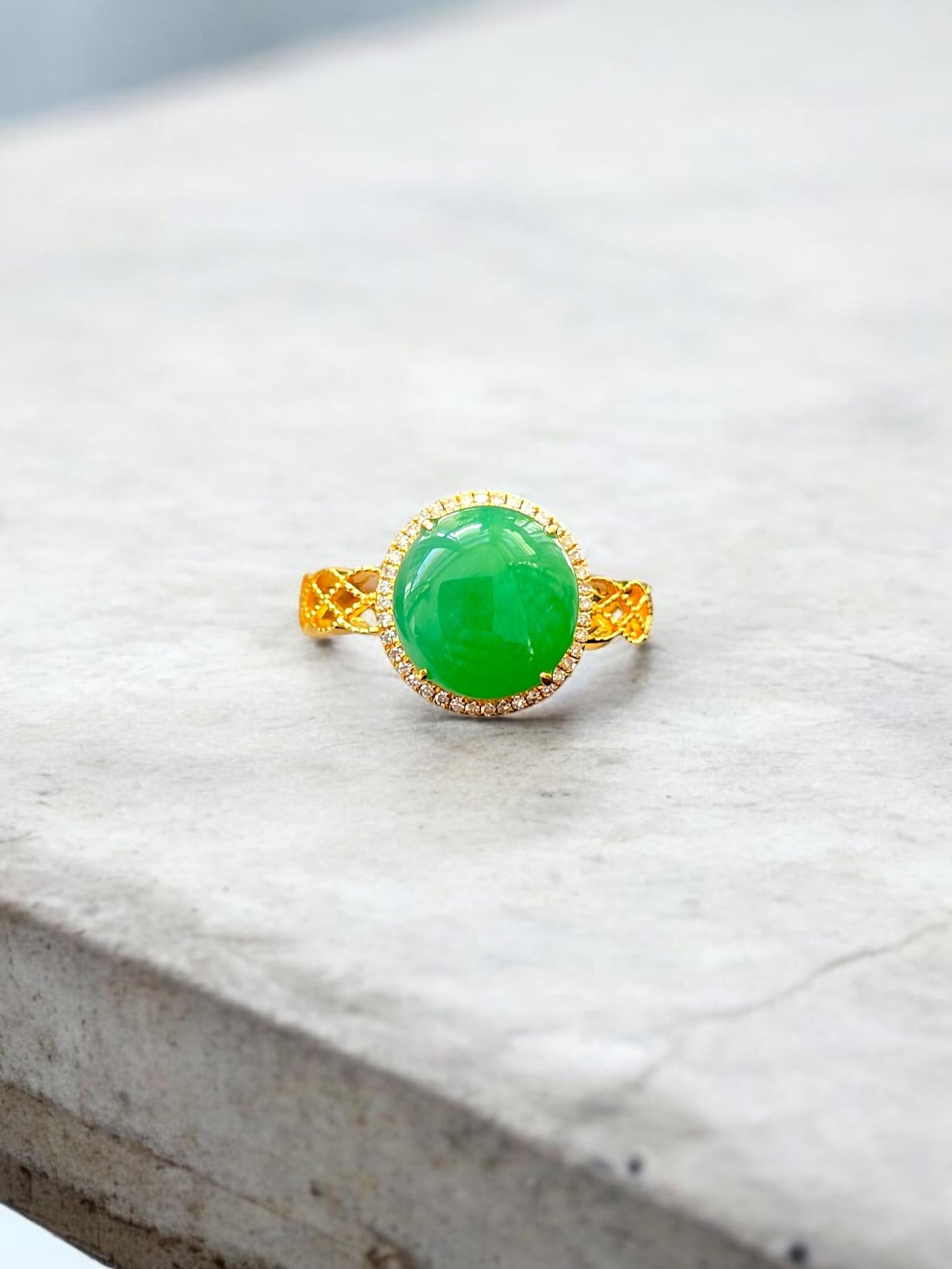 MADE IN JAPAN Certified Burmese A-Jade, Natural White Diamonds and 18K Gold For Sale 3