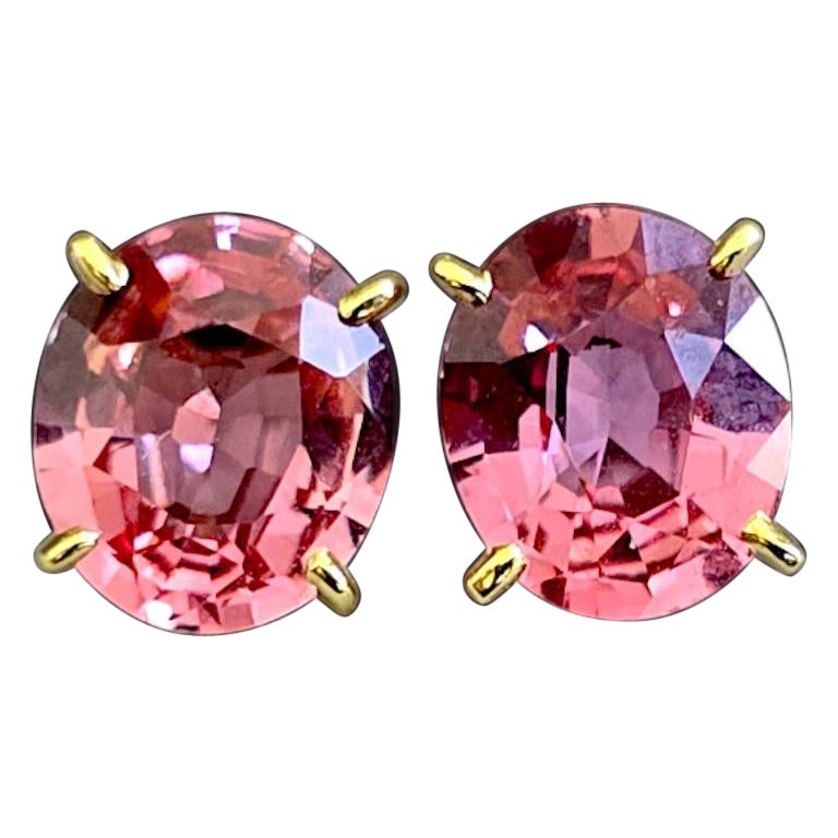 MADE IN JAPAN Certified Padparadscha Sapphire Stud Earrings w/ 18K Yellow Gold For Sale