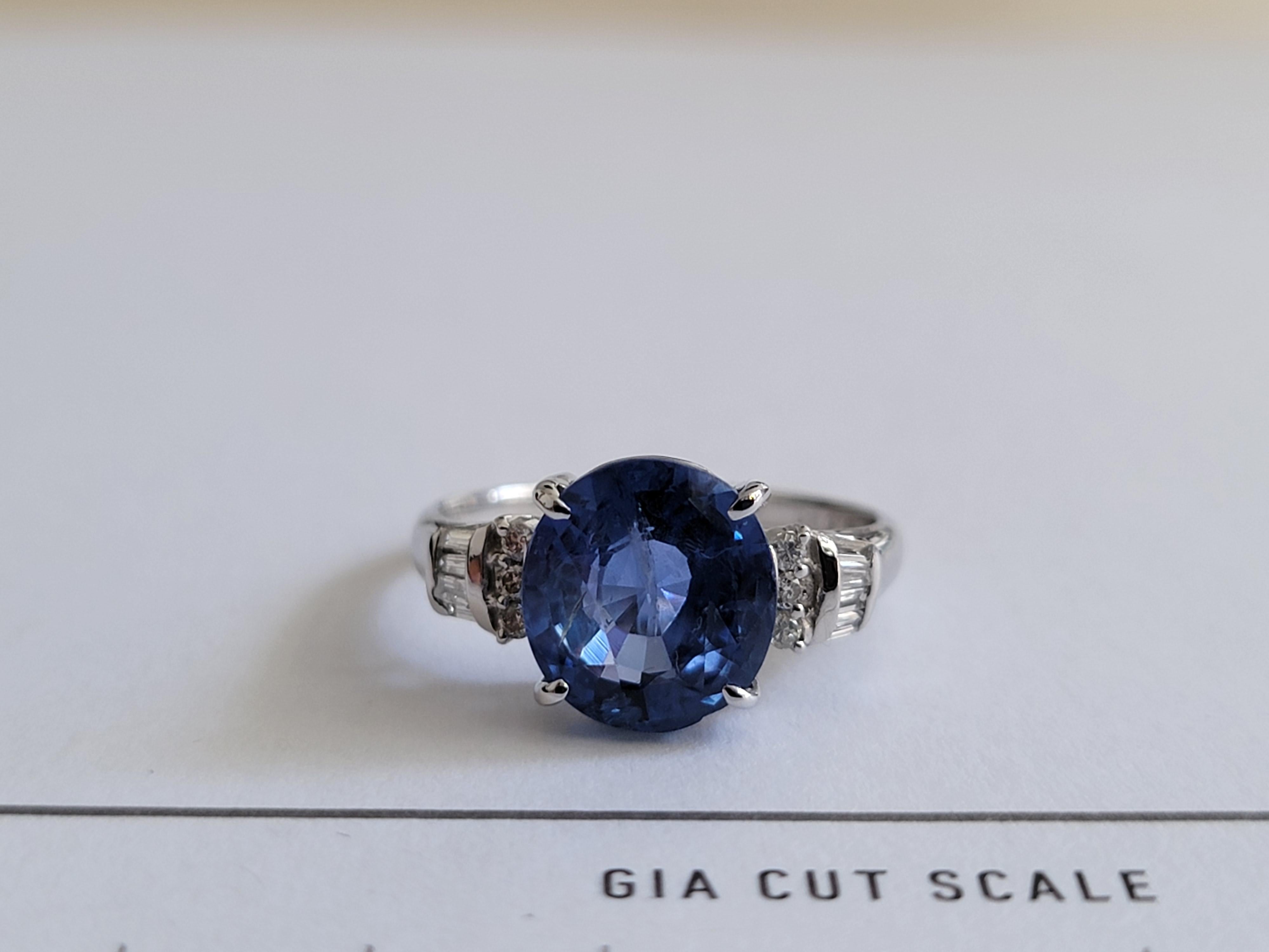 Made in Japan - Ceylon Blue Sapphire (4.526 cts.) Ring w 18K WH Gold, Diamonds For Sale 3