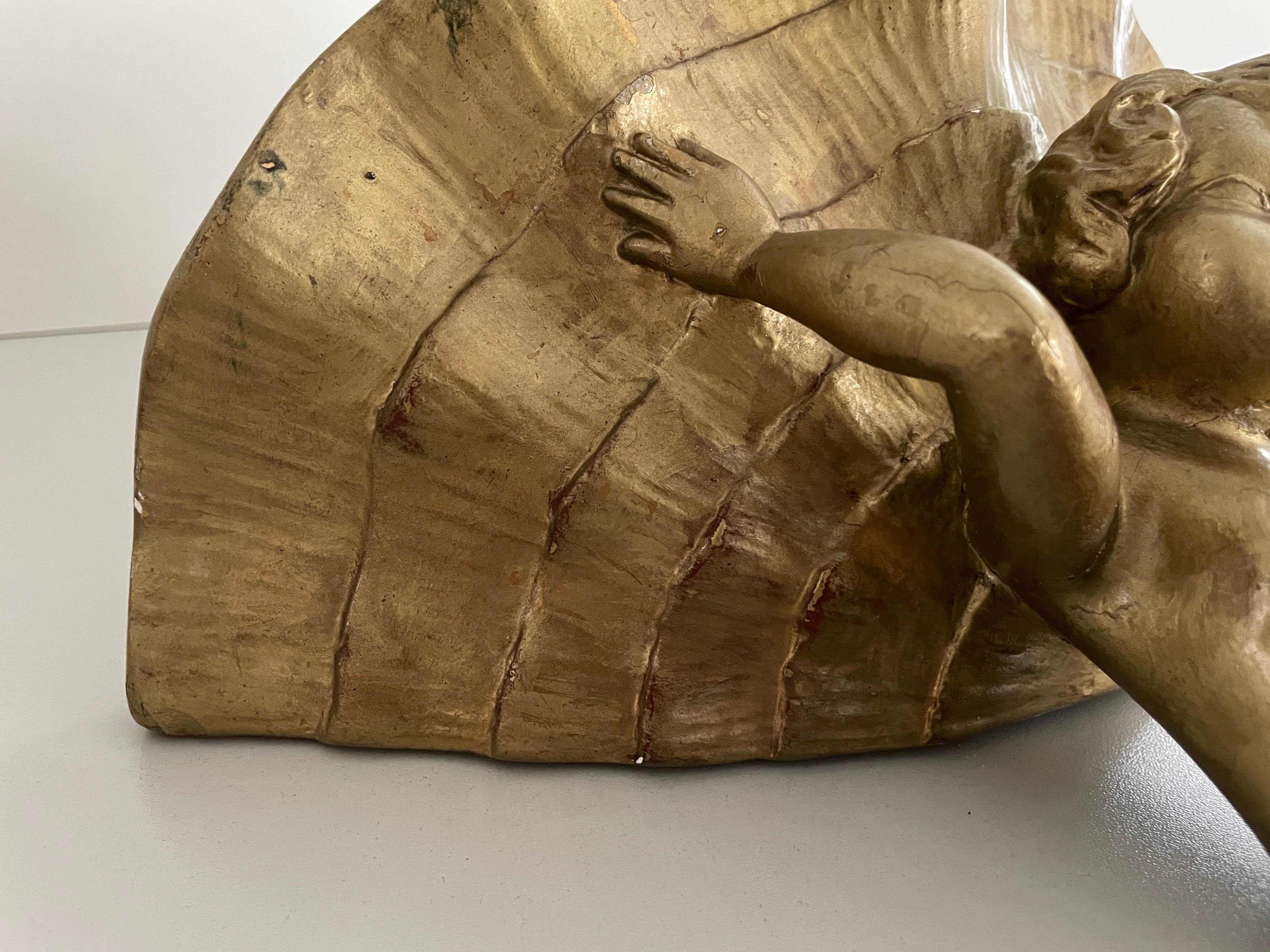Paire d'appliques en plâtre de couleur or en sculpture d'ange, années 1960, Italie en vente 7