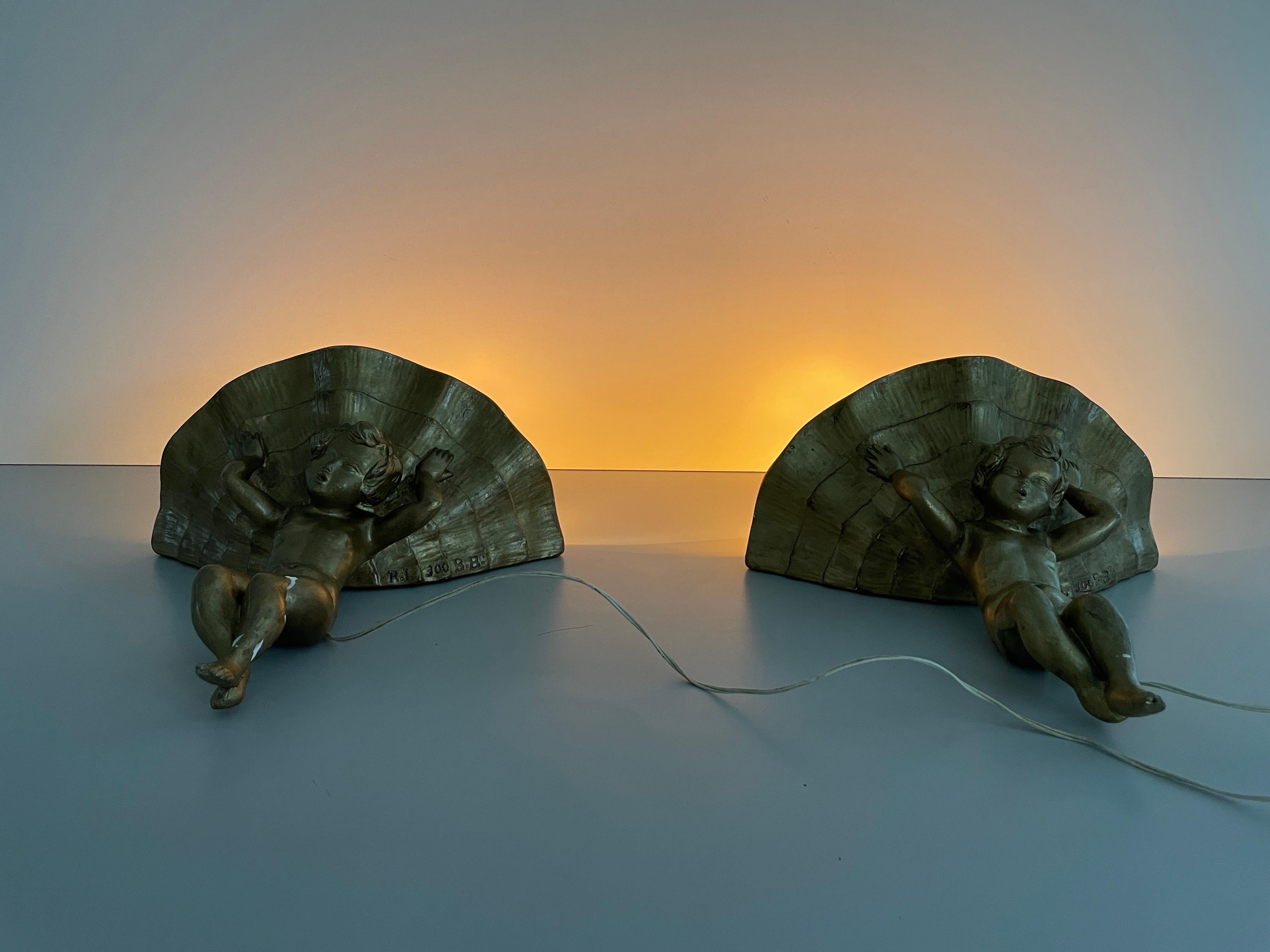 Made of Plaster Gold Coloured Pair of Sconces in Angel Sculpture, 1960s, Italy For Sale 11
