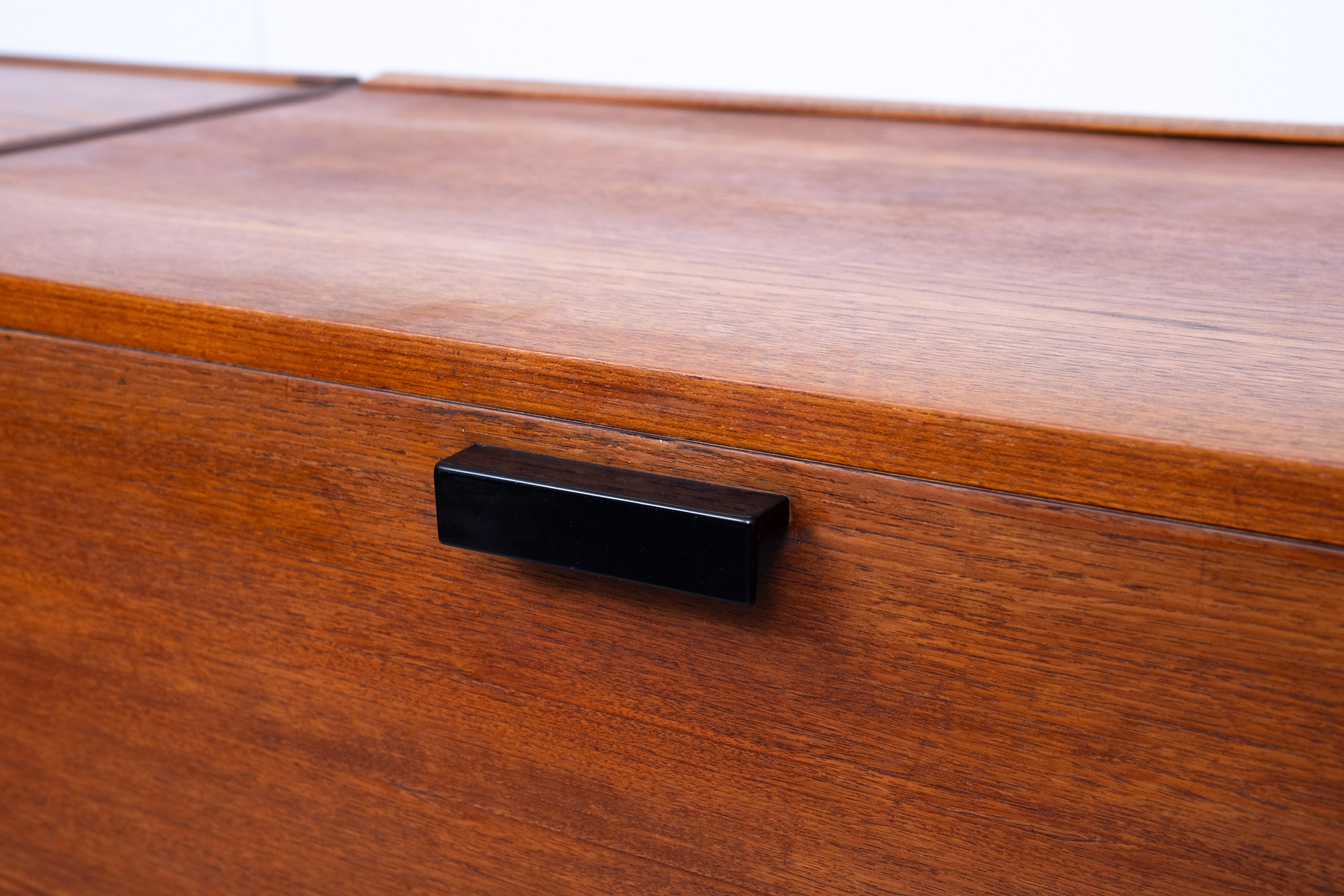 Mueble a medida de Cees Braakman para Pastoe, años 60 en venta 2