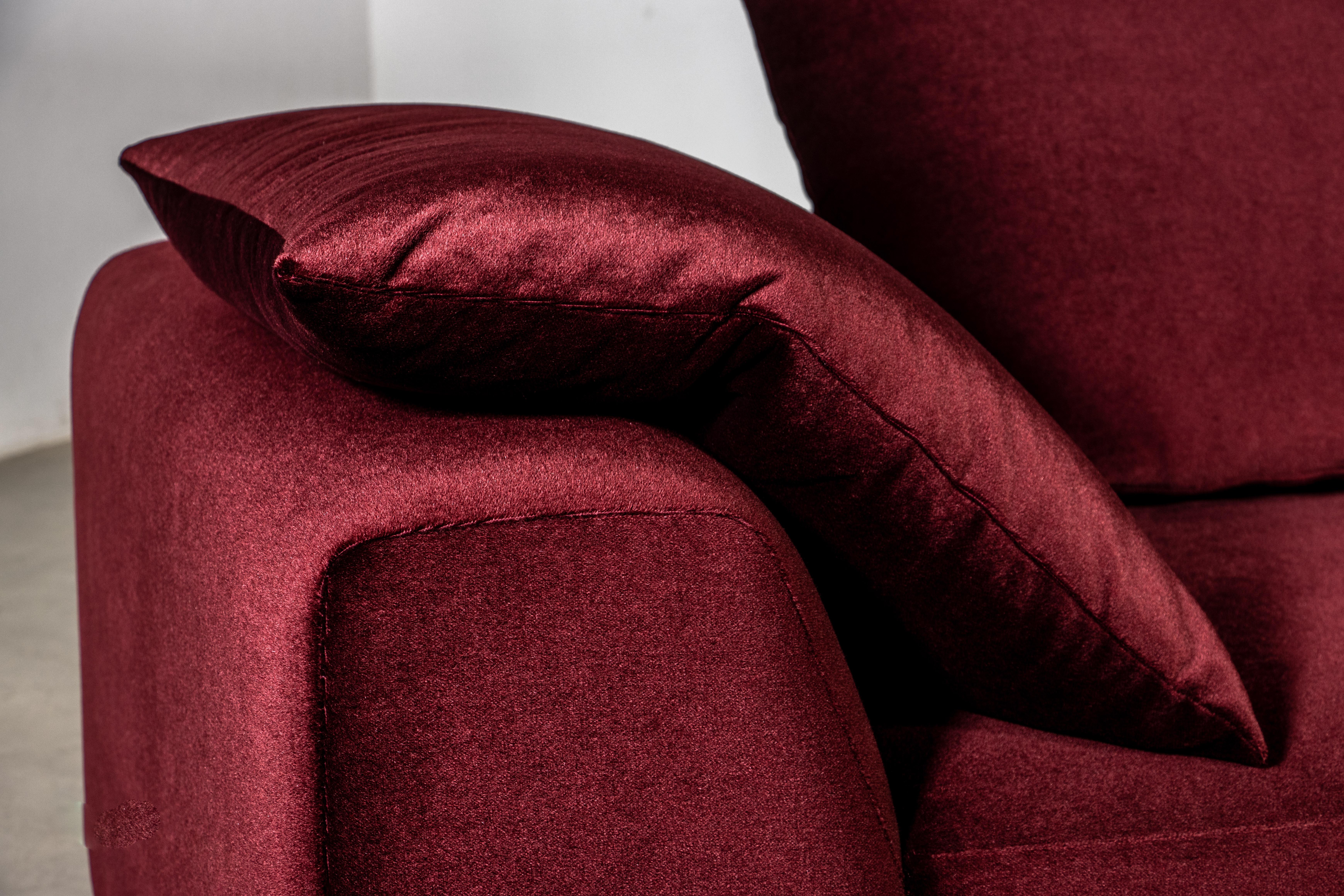 Canapé sectionnel moderne et personnalisable sur commande en COM par Costantini, Sofia en vente 3
