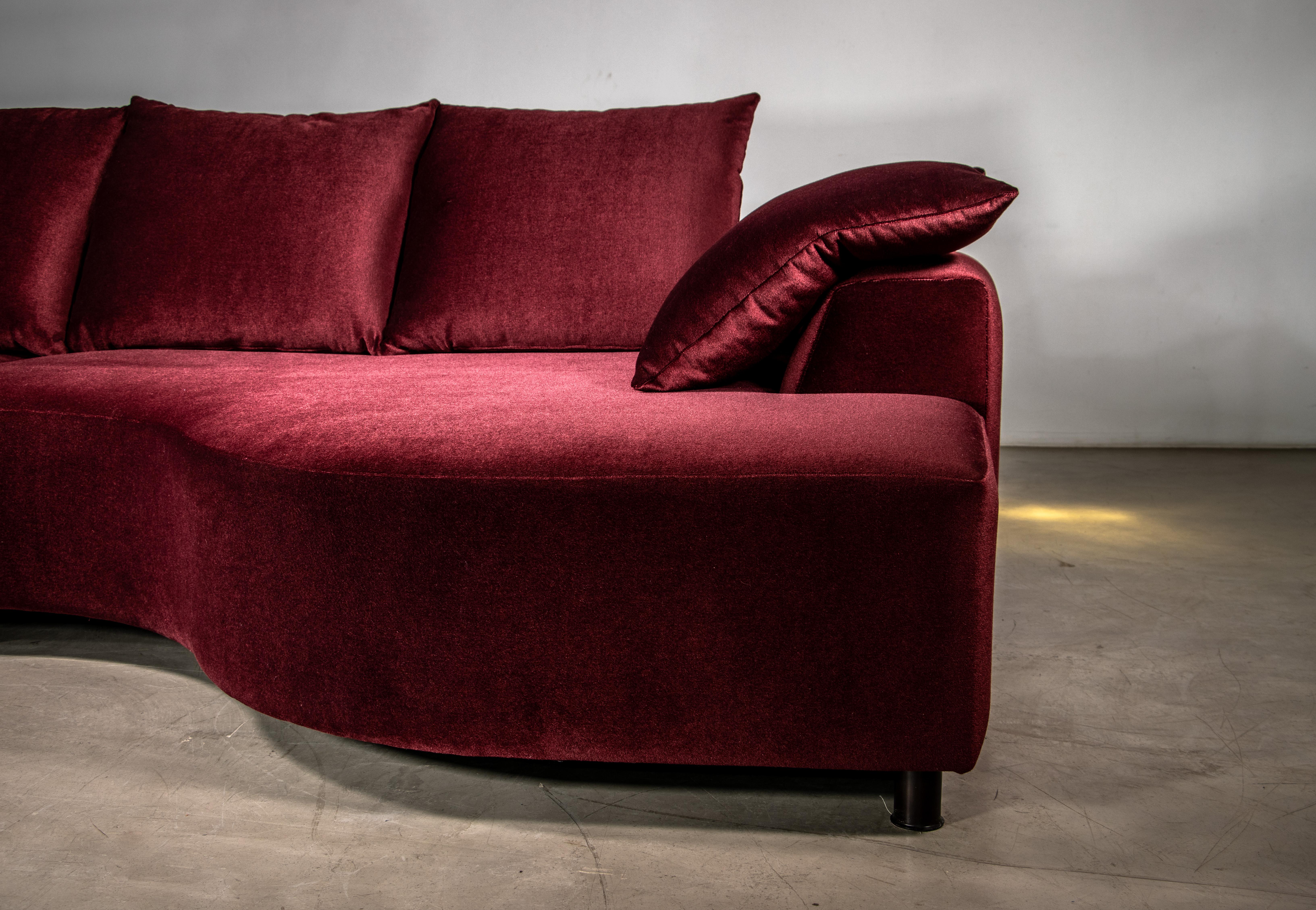Canapé sectionnel moderne et personnalisable sur commande en COM par Costantini, Sofia en vente 1