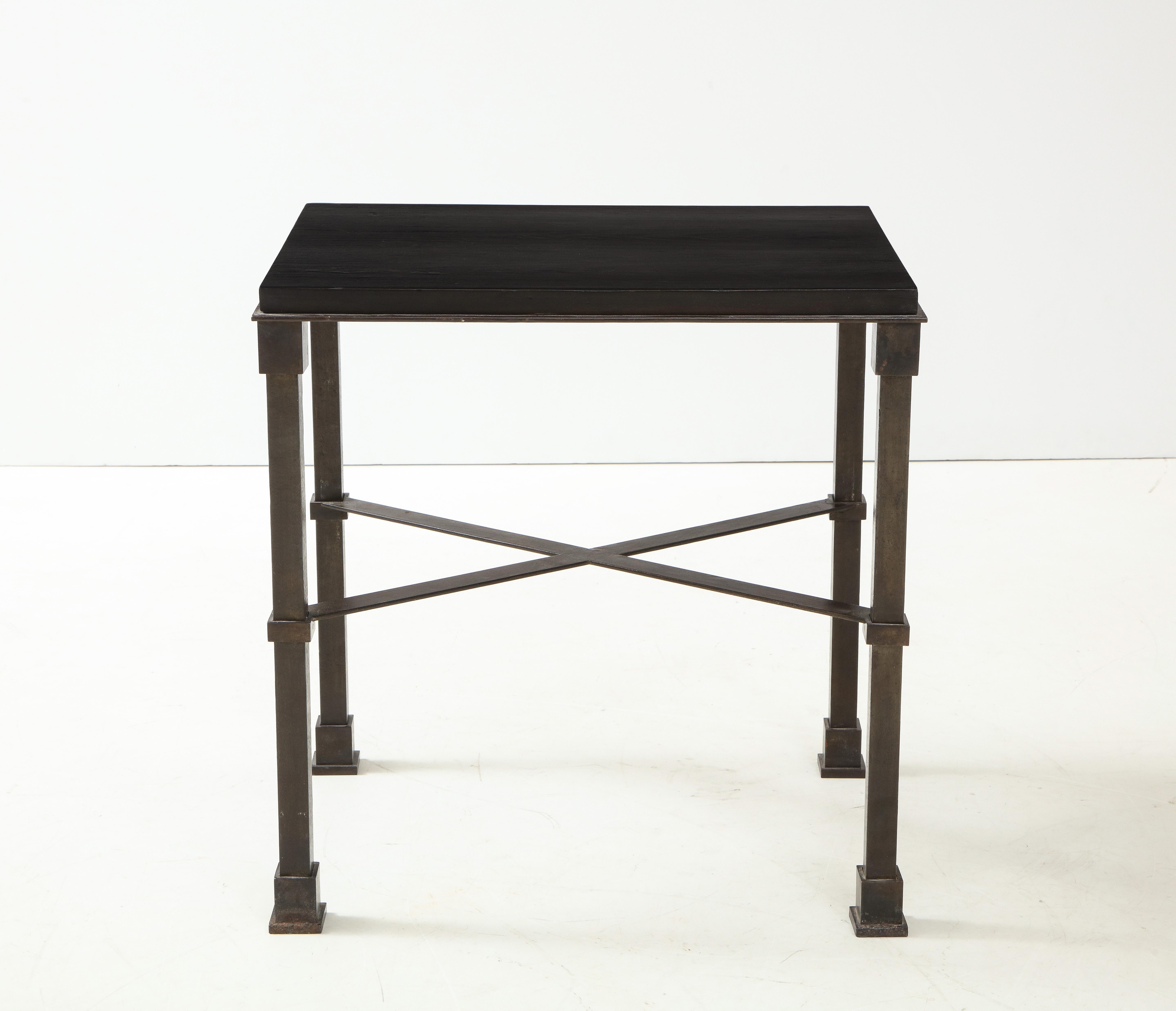 Table d'extrémité Quinet fabriquée sur commande en vente 4