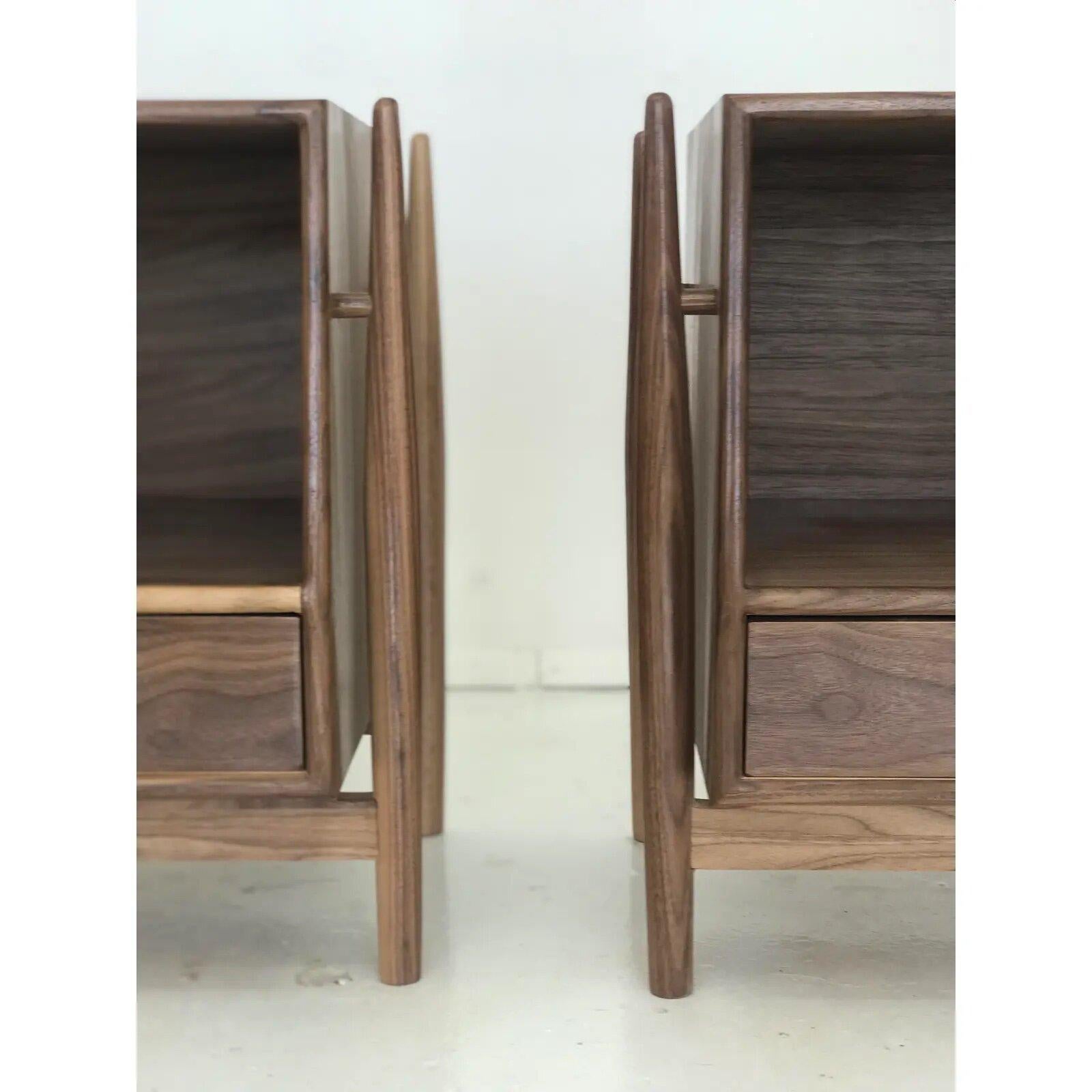Made to Order Sculptural Nighstands in Walnut- Pair In Excellent Condition For Sale In Los Angeles, CA