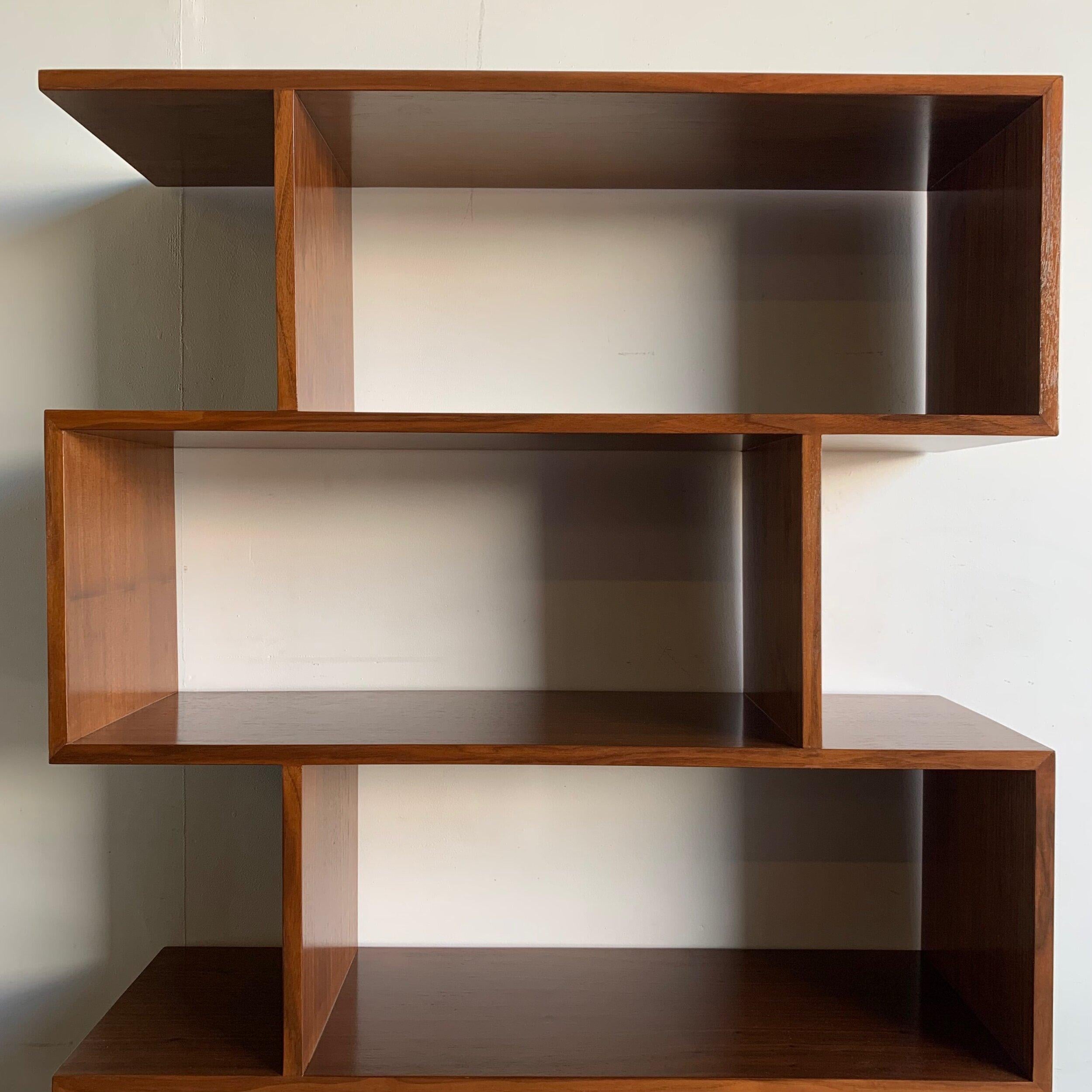 etagere en quinconce