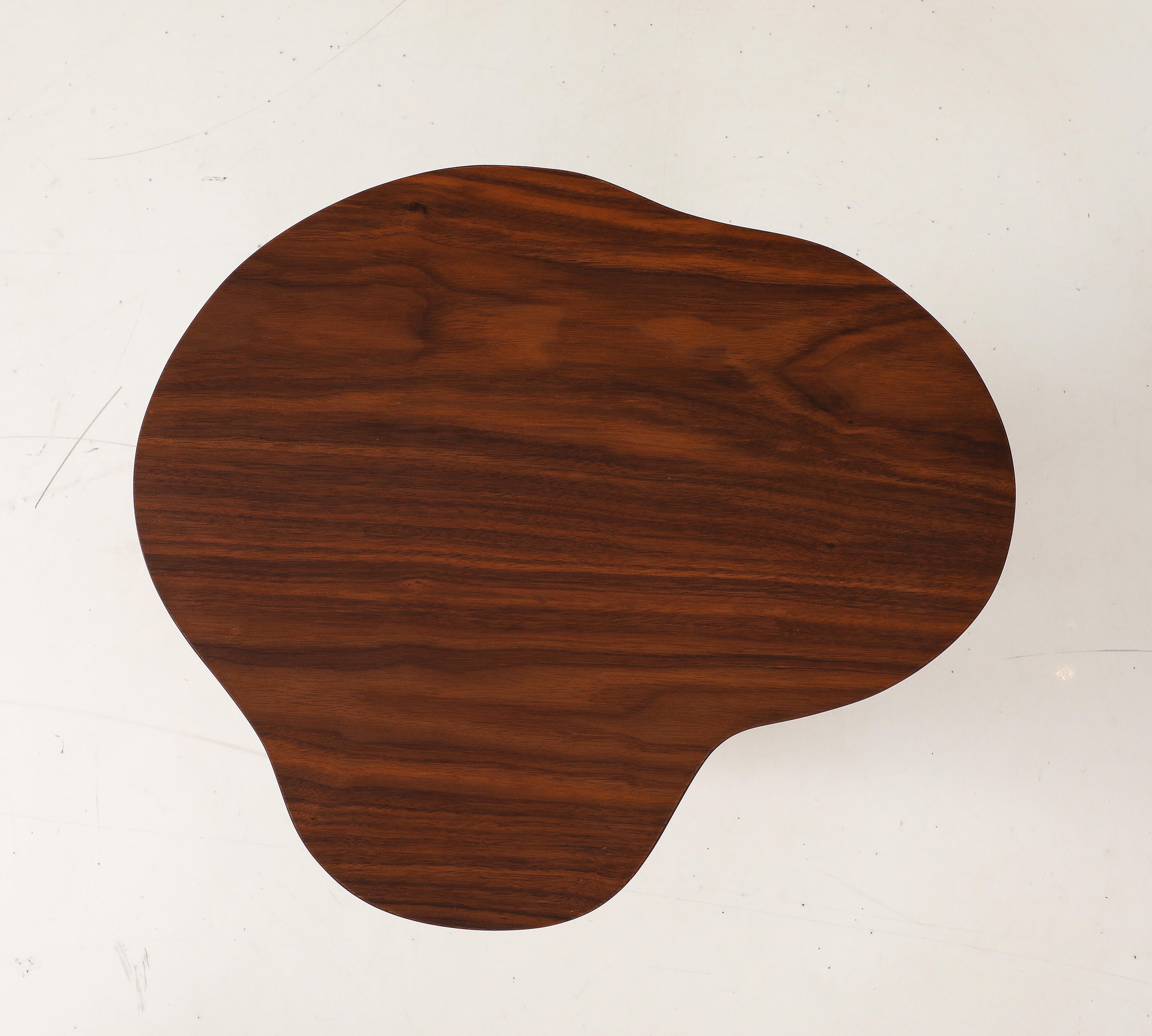 Tavolo Gibran in legno di noce 