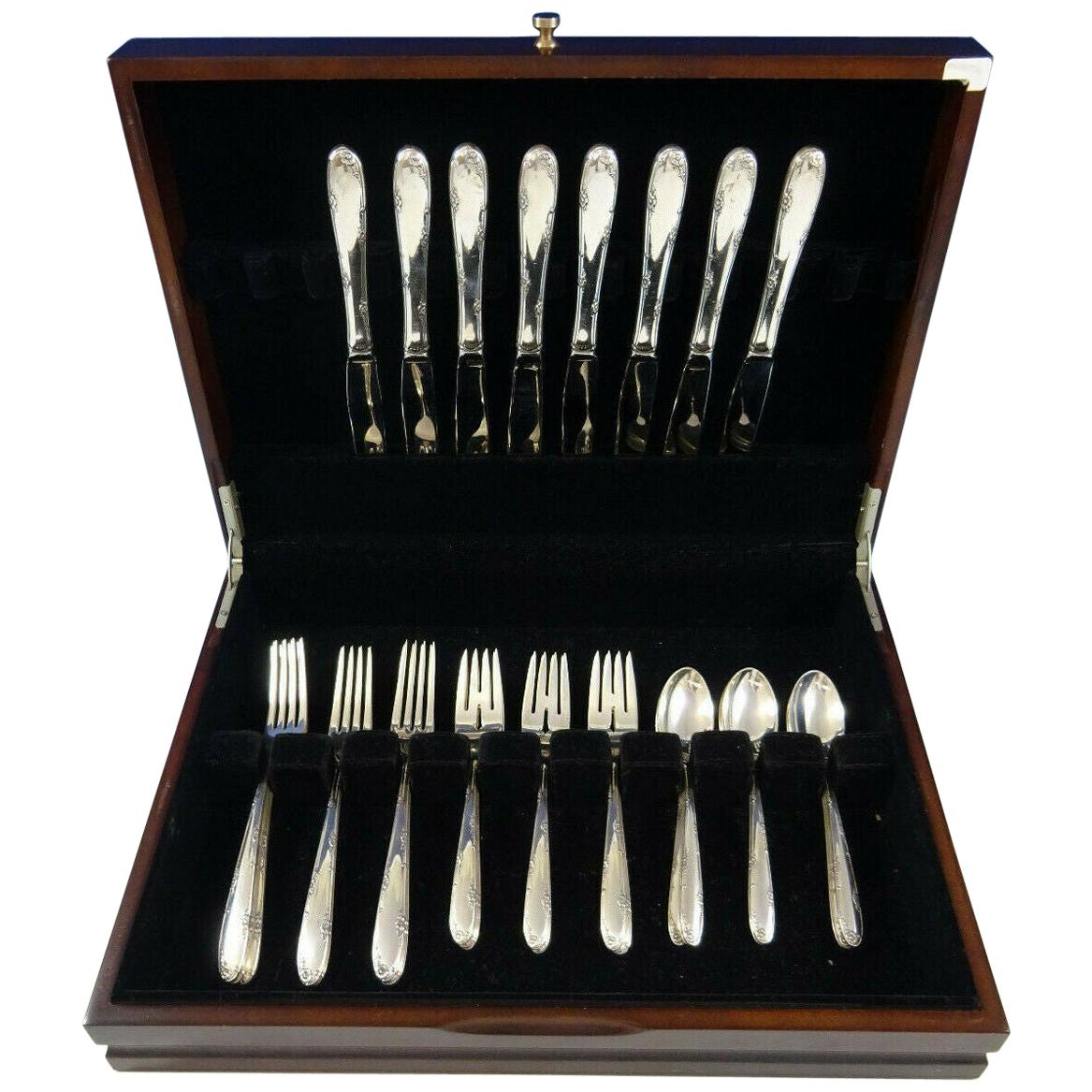 Madeira by Towle Sterling Silver Flatware Service for 8 Set 32 Pieces For  Sale at 1stDibs
