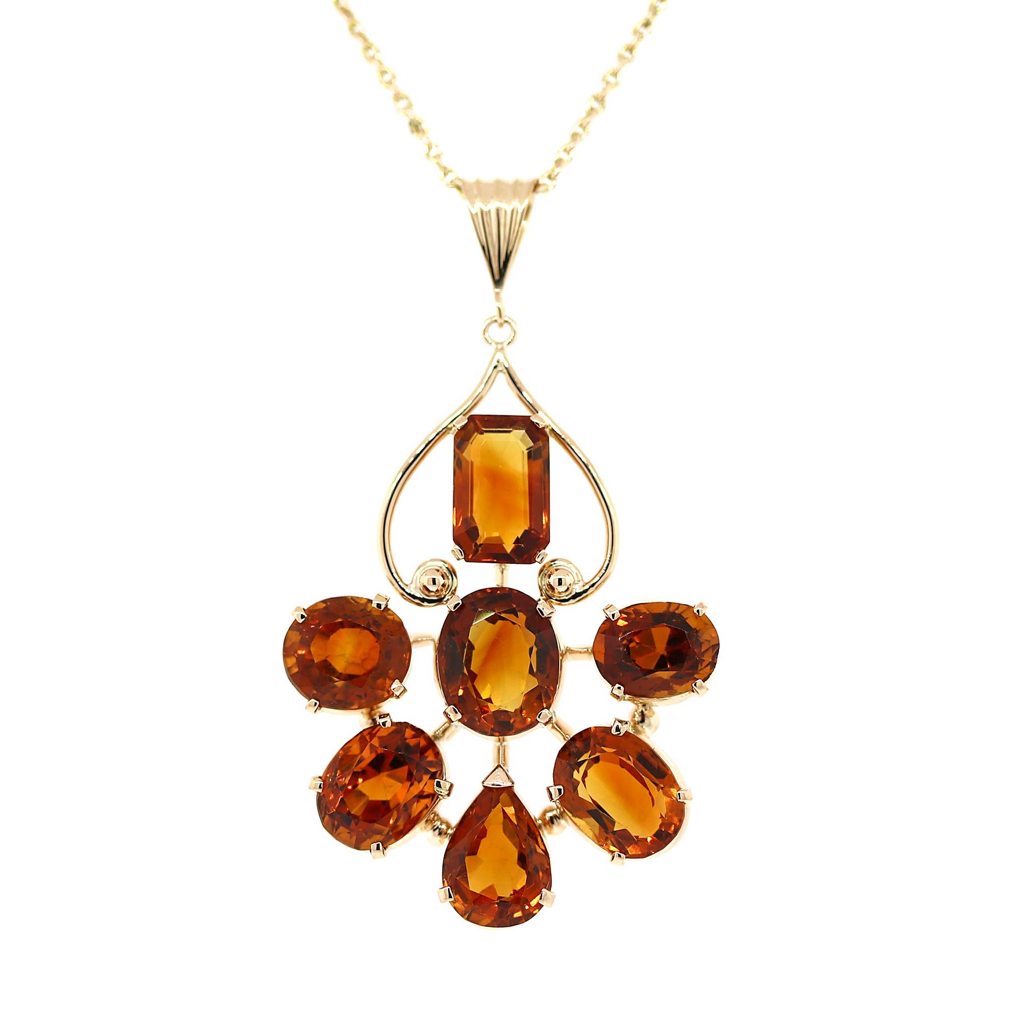 14 kt Yellow Gold
Citrine: 15 tcw (estimated)
Chain Length: 16 inches
Pendant Length: 2 inches
Total Weight: 15.81 grams