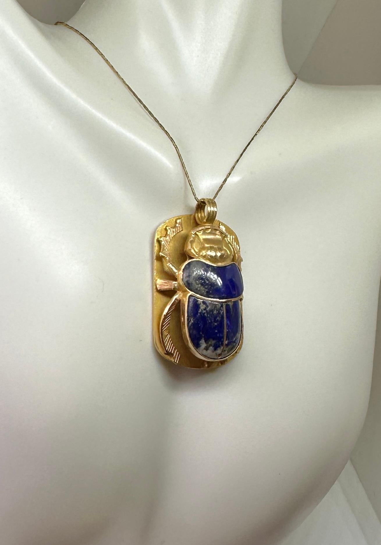Madeleine Albright's Scarab Pendant Necklace 18 Karat Gold Lapis With Book For Sale 6