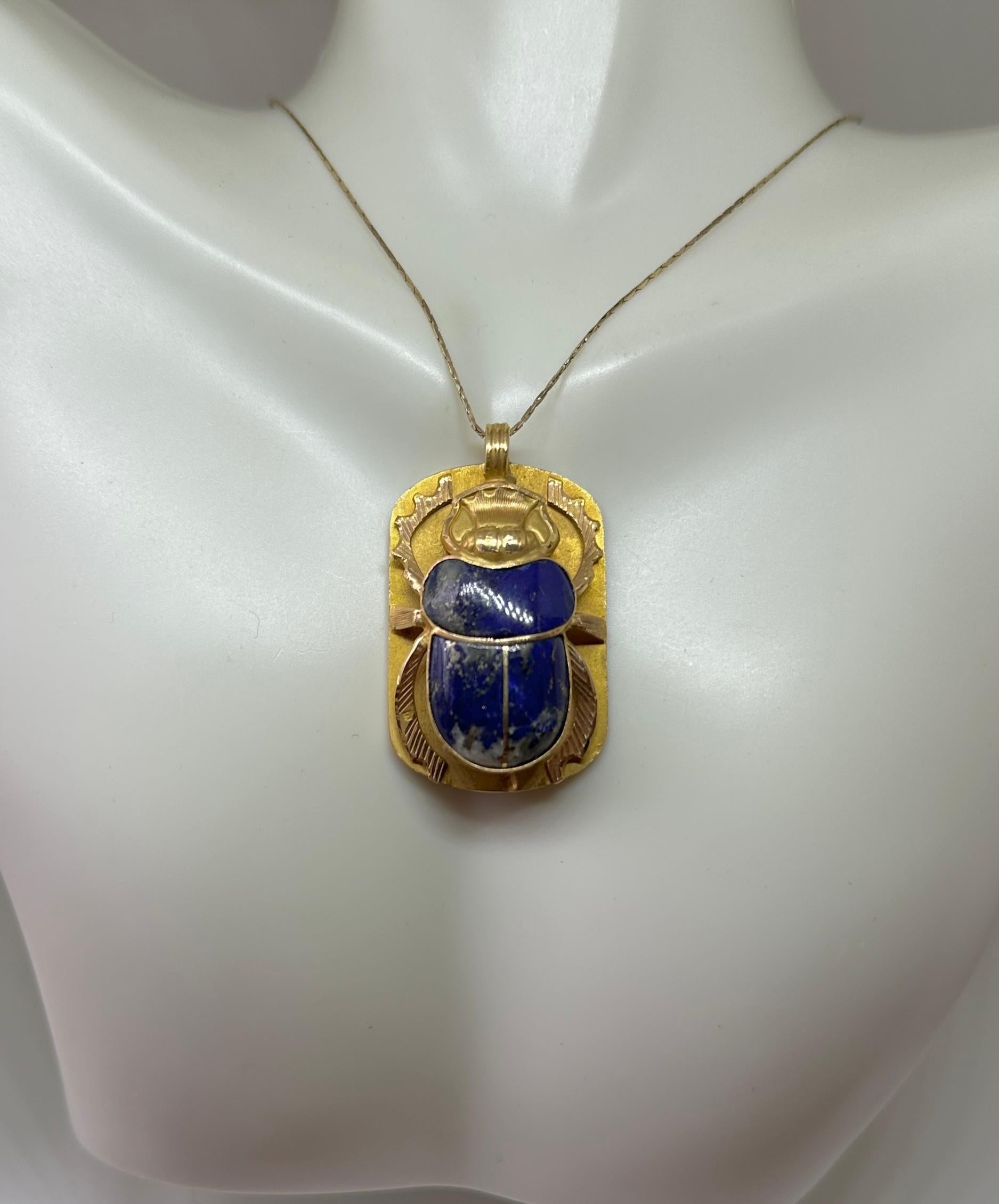 Madeleine Albright's Scarab Pendant Necklace 18 Karat Gold Lapis With Book For Sale 9