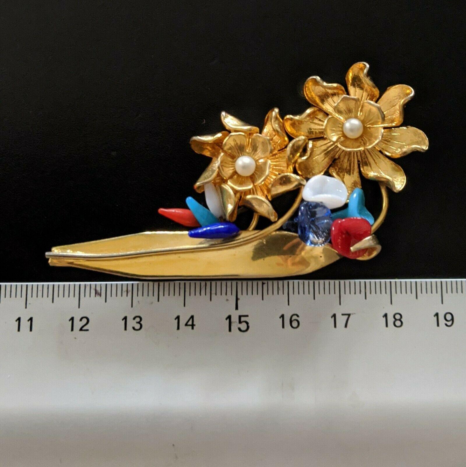 Madeleine RIVIÈRE by the workshop of Louis ROUSSELET, old brooch, vintage 30s In Good Condition For Sale In SAINT-CLOUD, FR