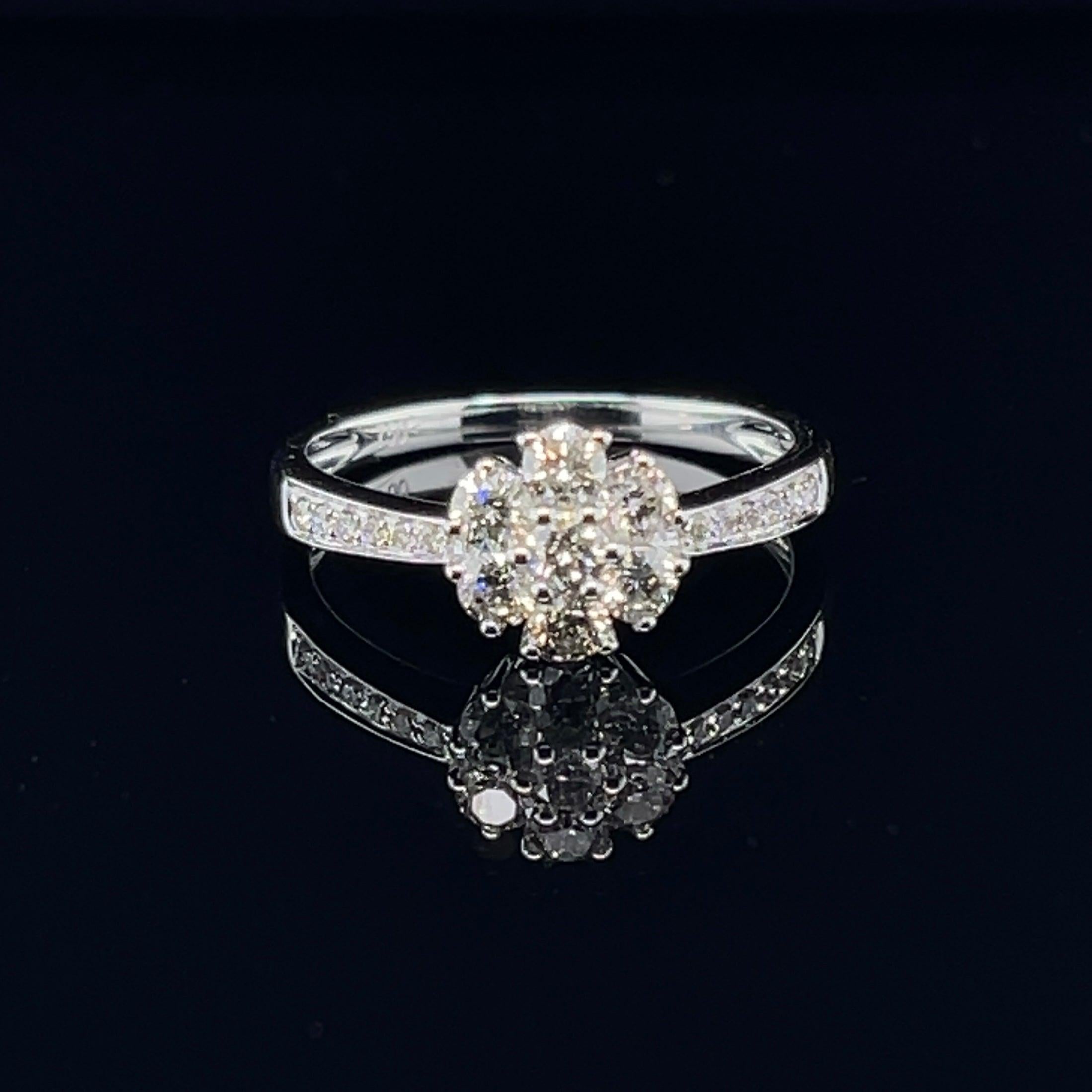 18ct white gold engagement ring