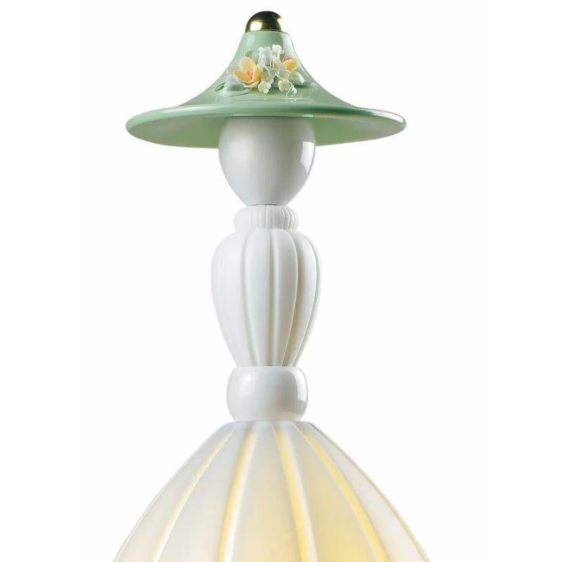 Espagnol Lampe à poser Mademoiselle Daniela en vente