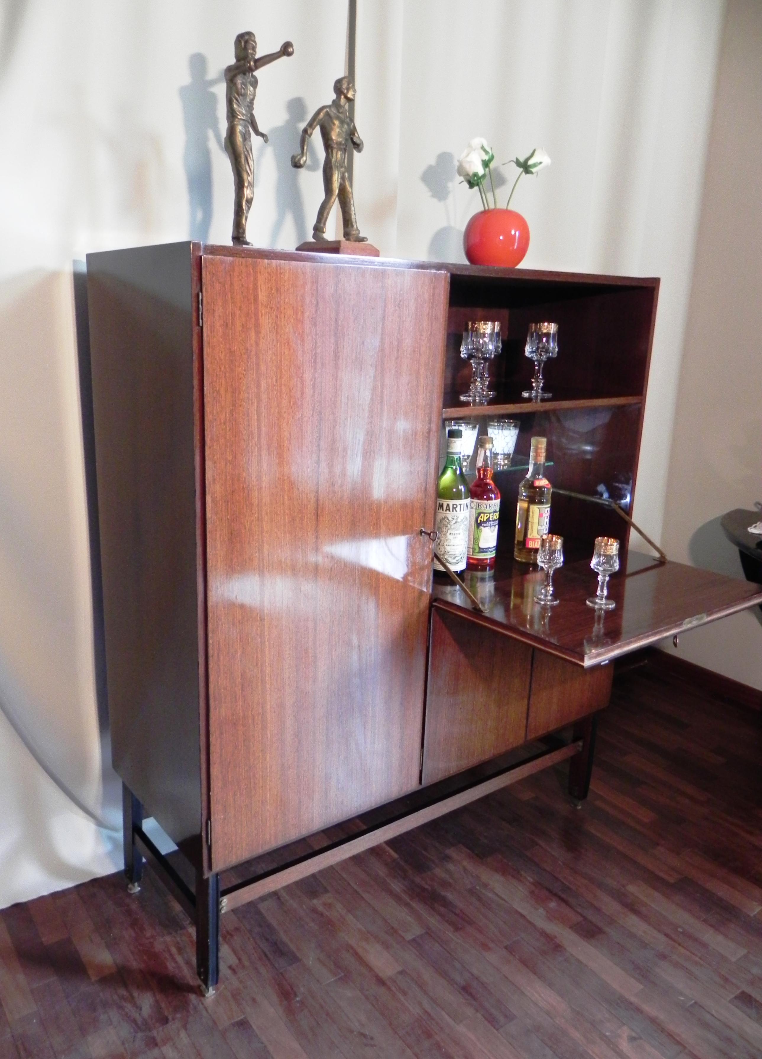 1950s sideboard For Sale 4