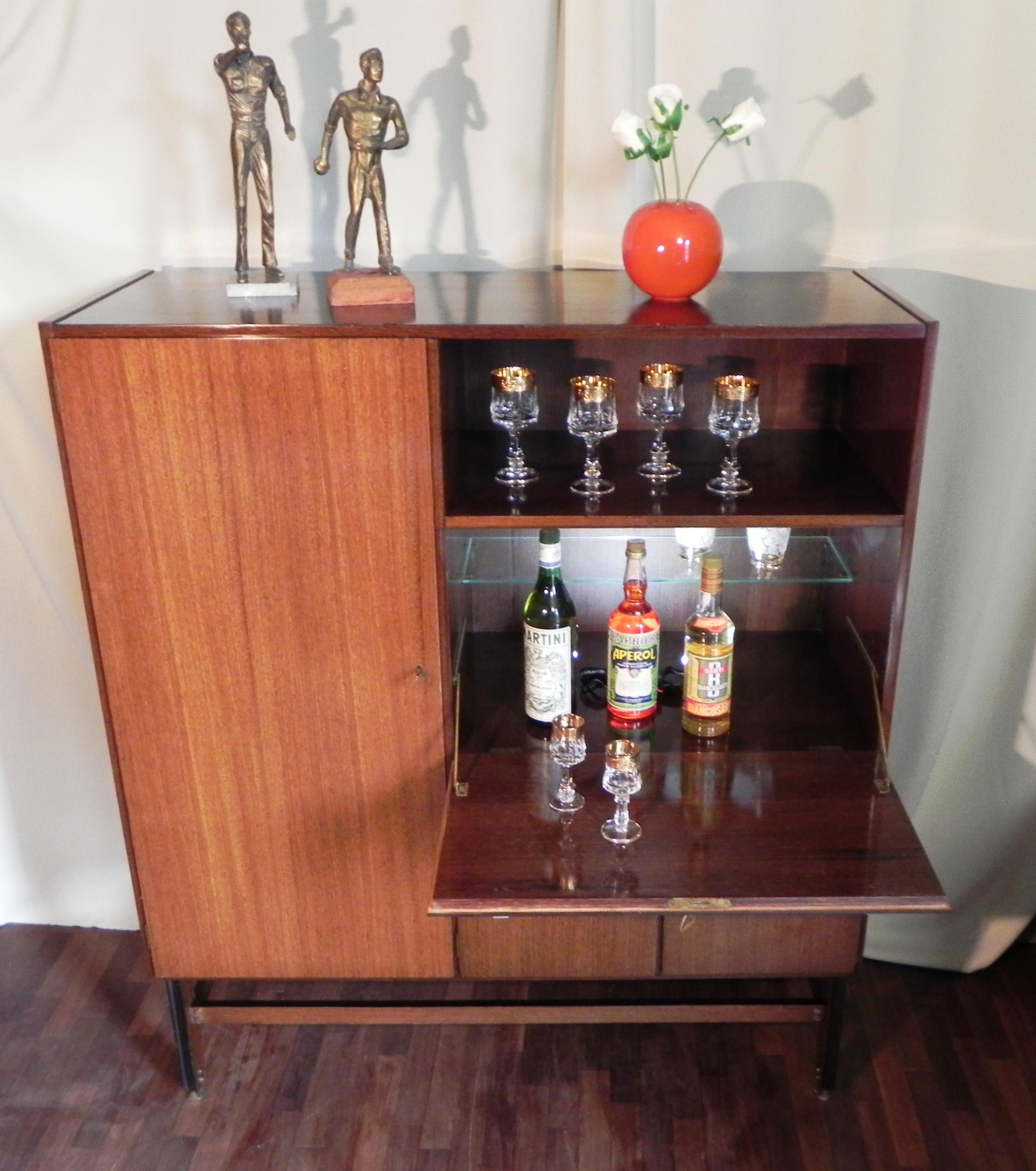1950s sideboard For Sale 5