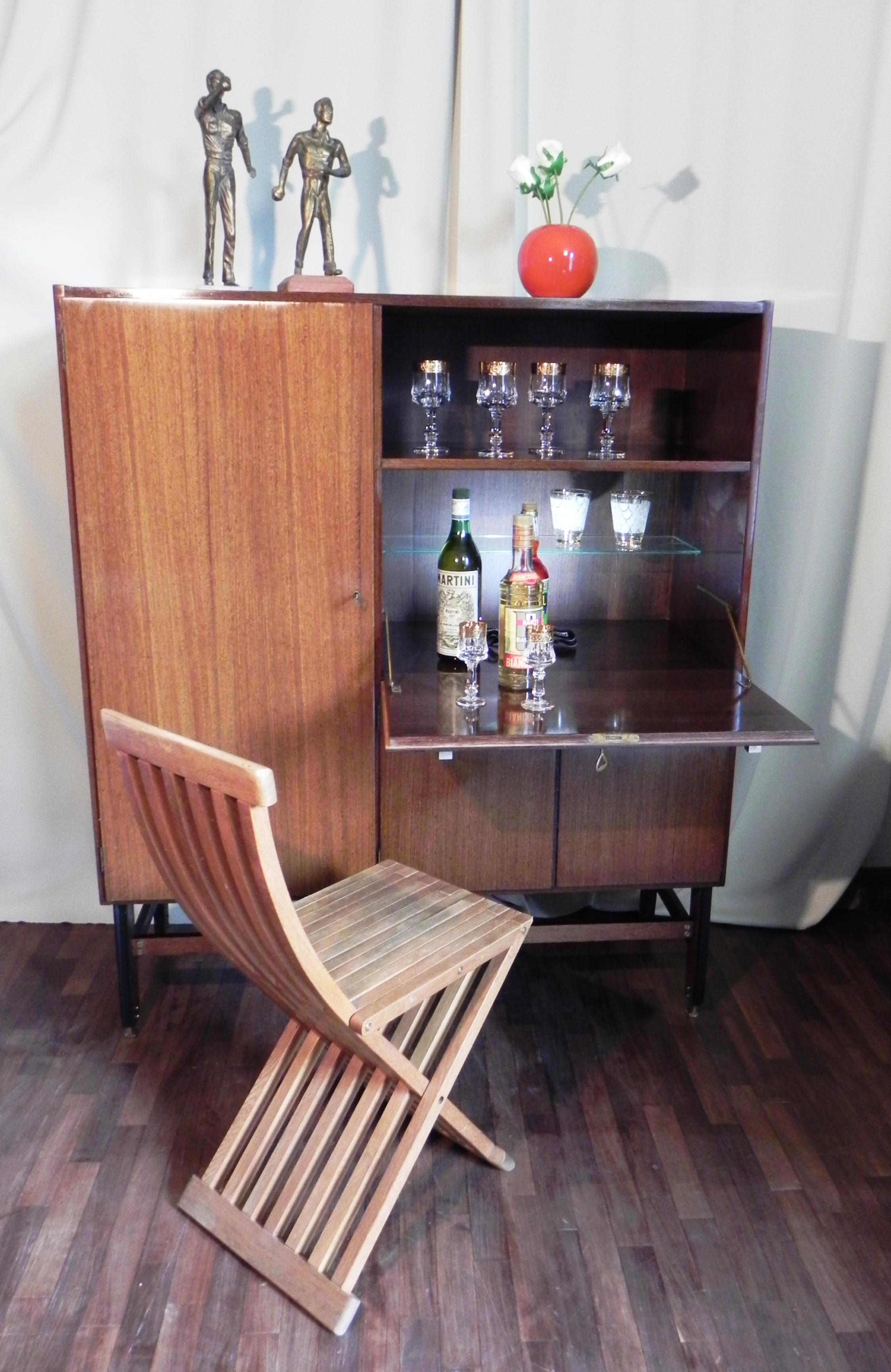 1950s sideboard For Sale 7