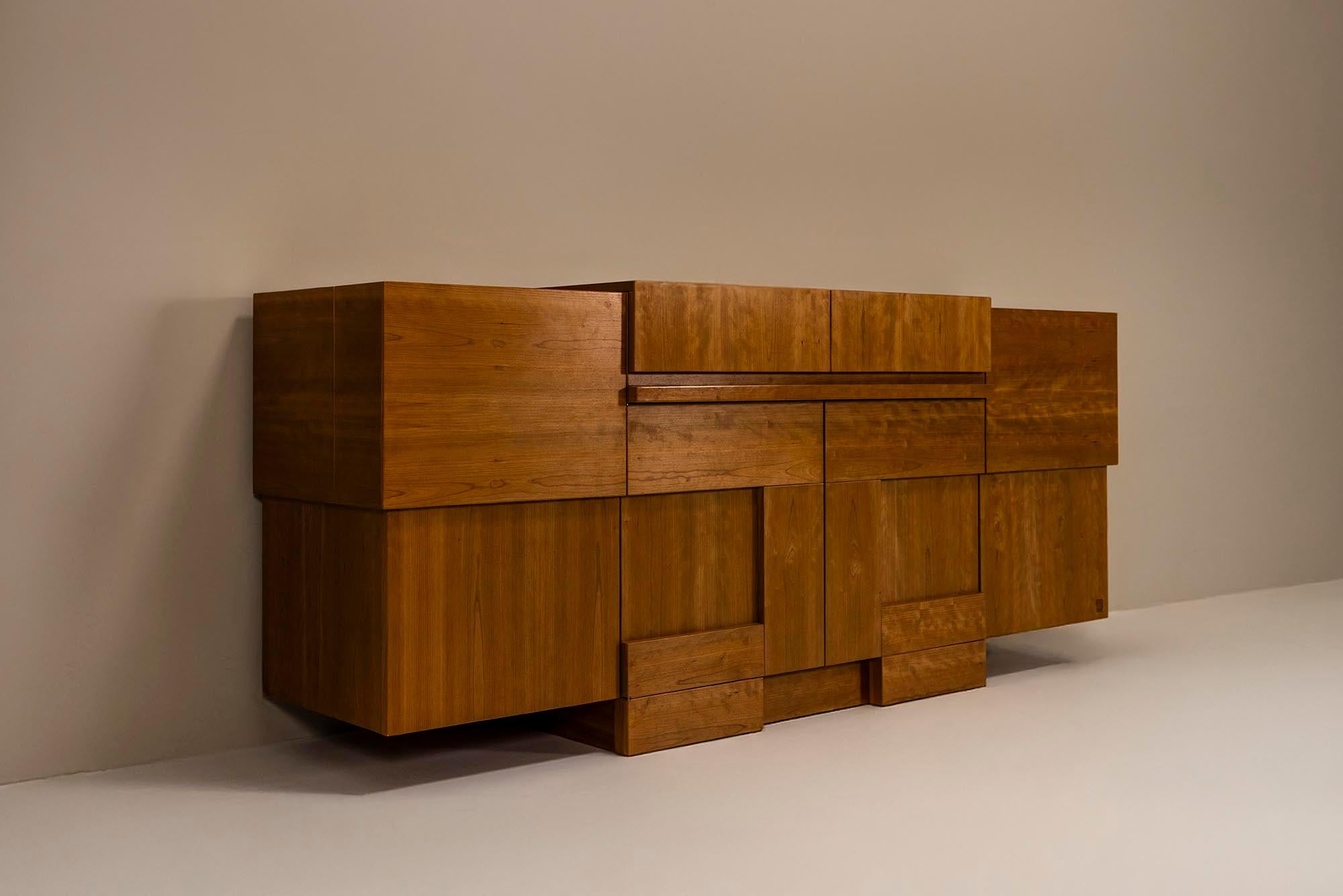 Postmoderno Credenza 'Madia' di Ferdinando Meccani in Wood, Italia 1988 in vendita