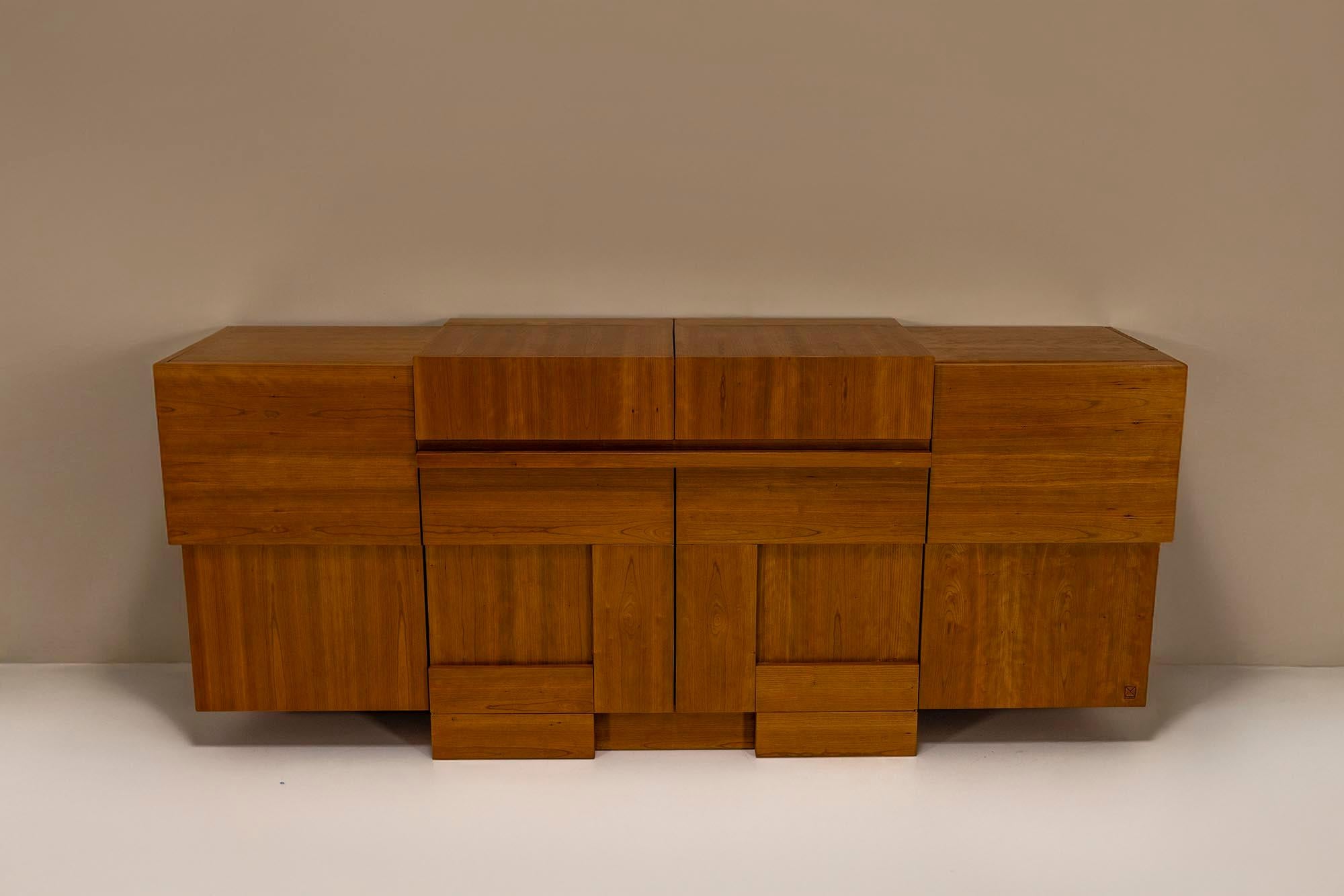 Italiano Credenza 'Madia' di Ferdinando Meccani in Wood, Italia 1988 in vendita